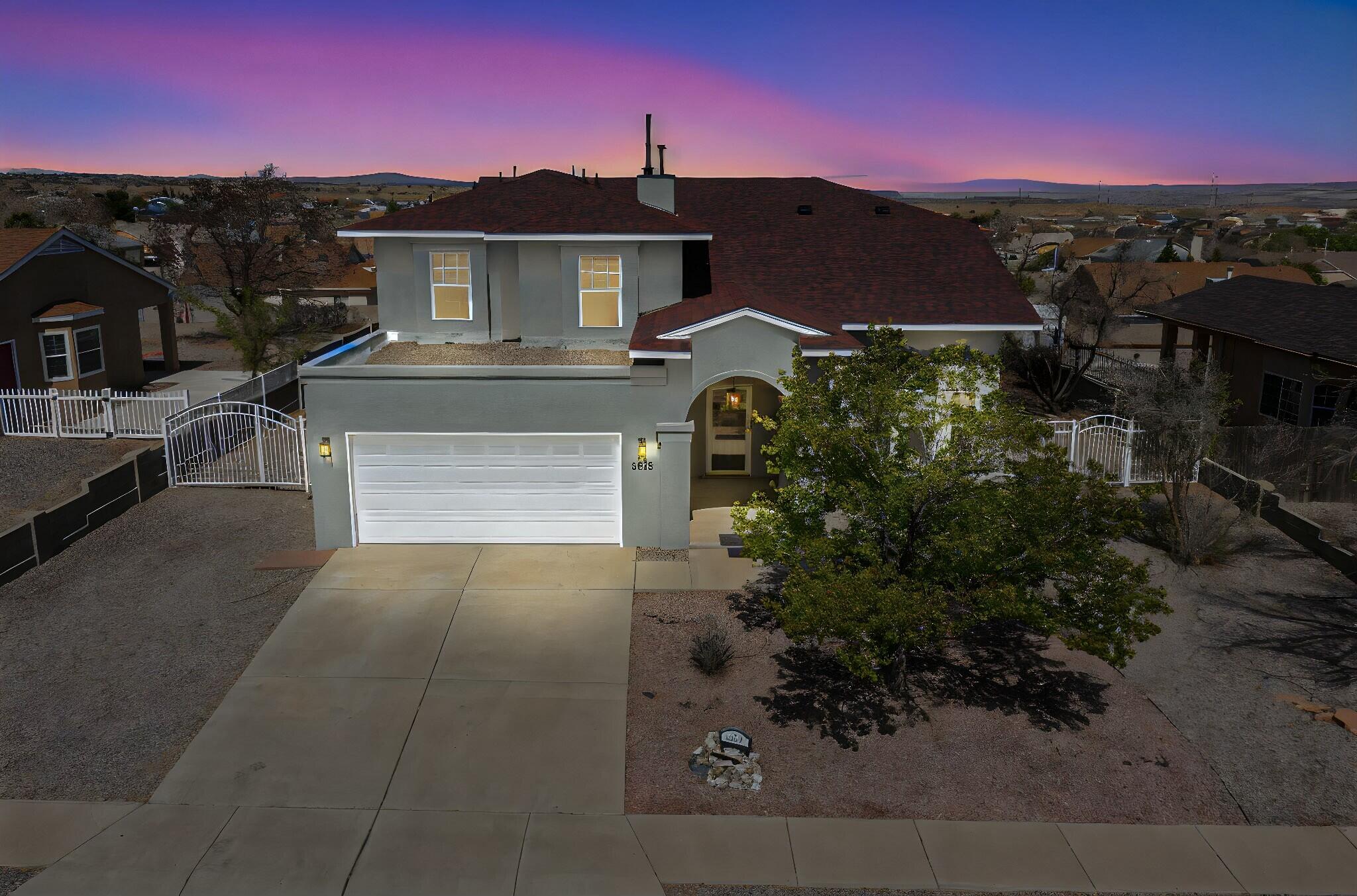 6825 AUGUSTA HILLS Drive NE