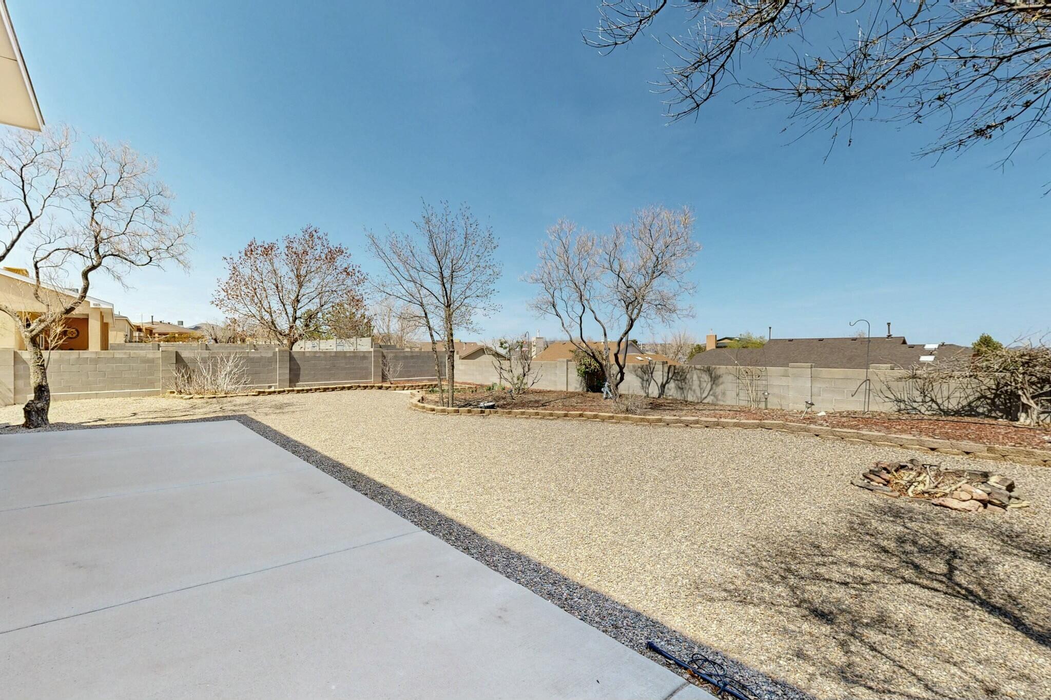 6825 AUGUSTA HILLS Drive NE