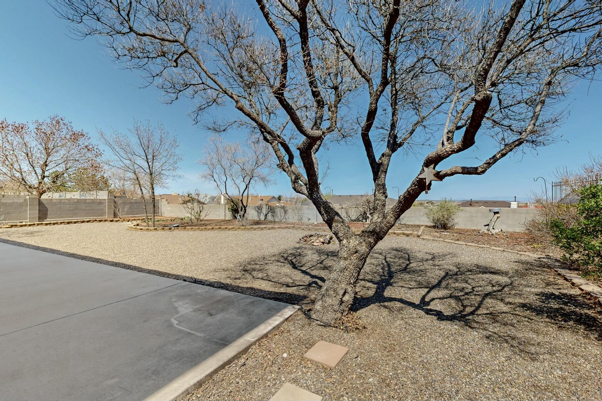 6825 AUGUSTA HILLS Drive NE