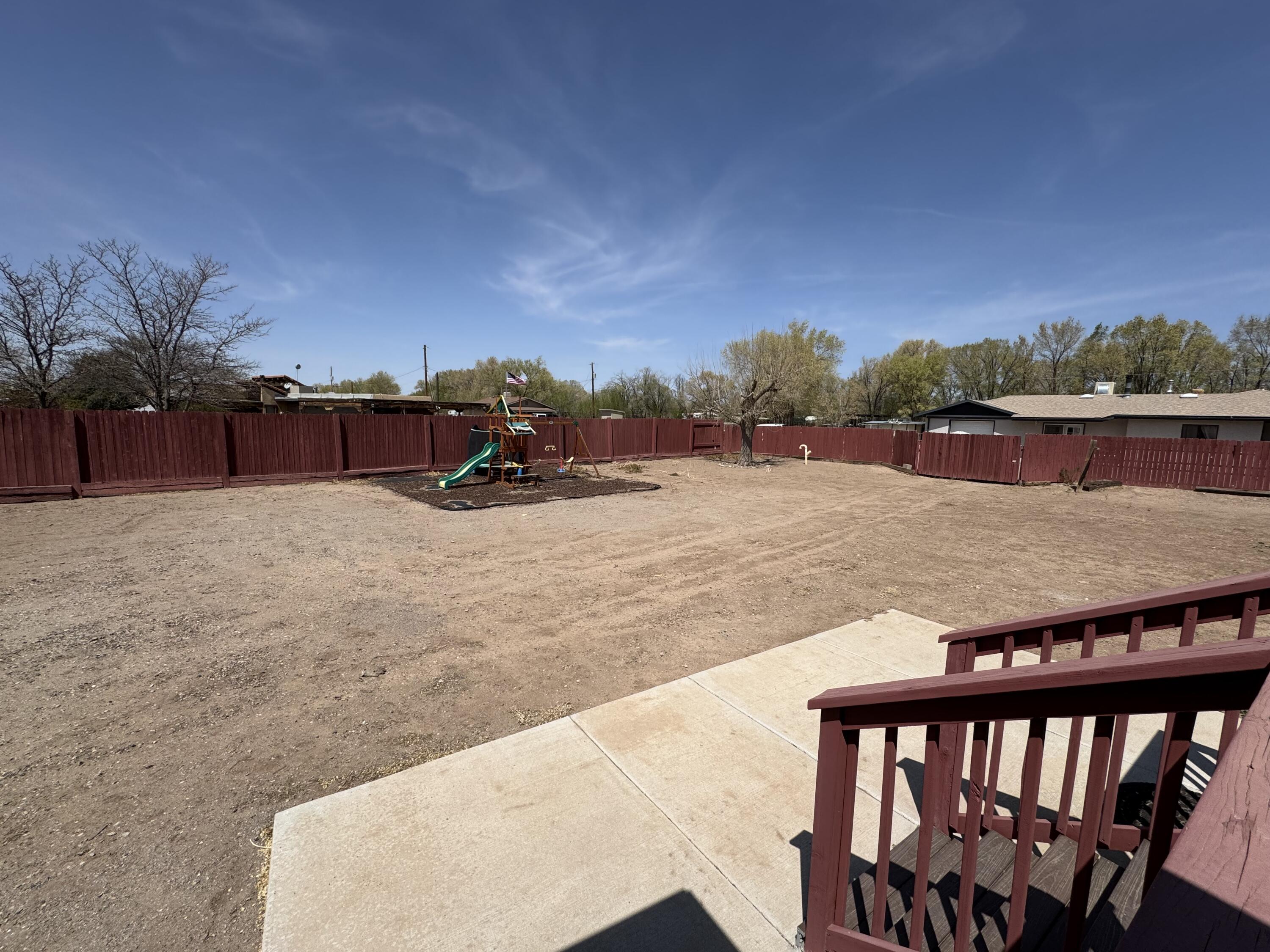 9207 EDITH Boulevard NE