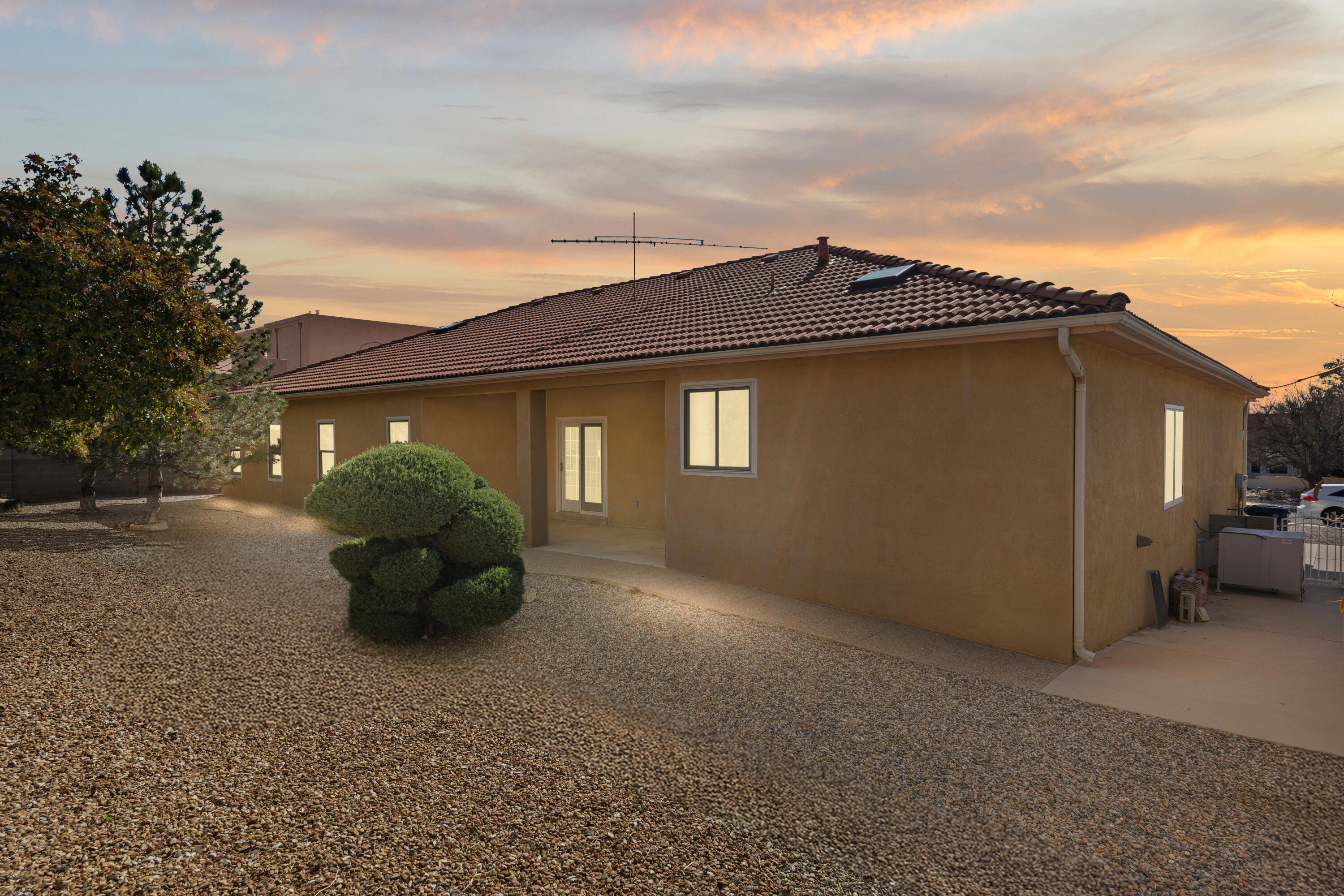 1720 ARCHULETA Drive NE