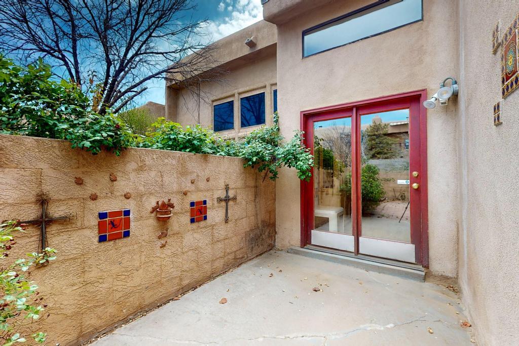 7535 NORTHRIDGE Avenue NE