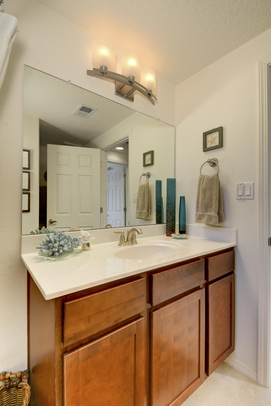 11015 TOPACIO Street NW