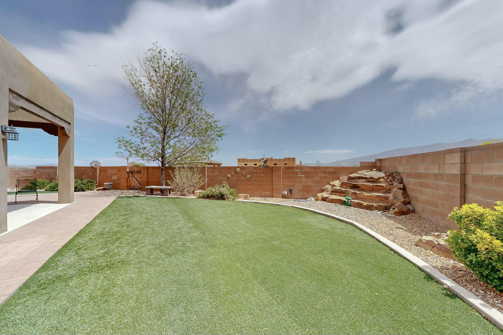 3102 PALADIN Court NE