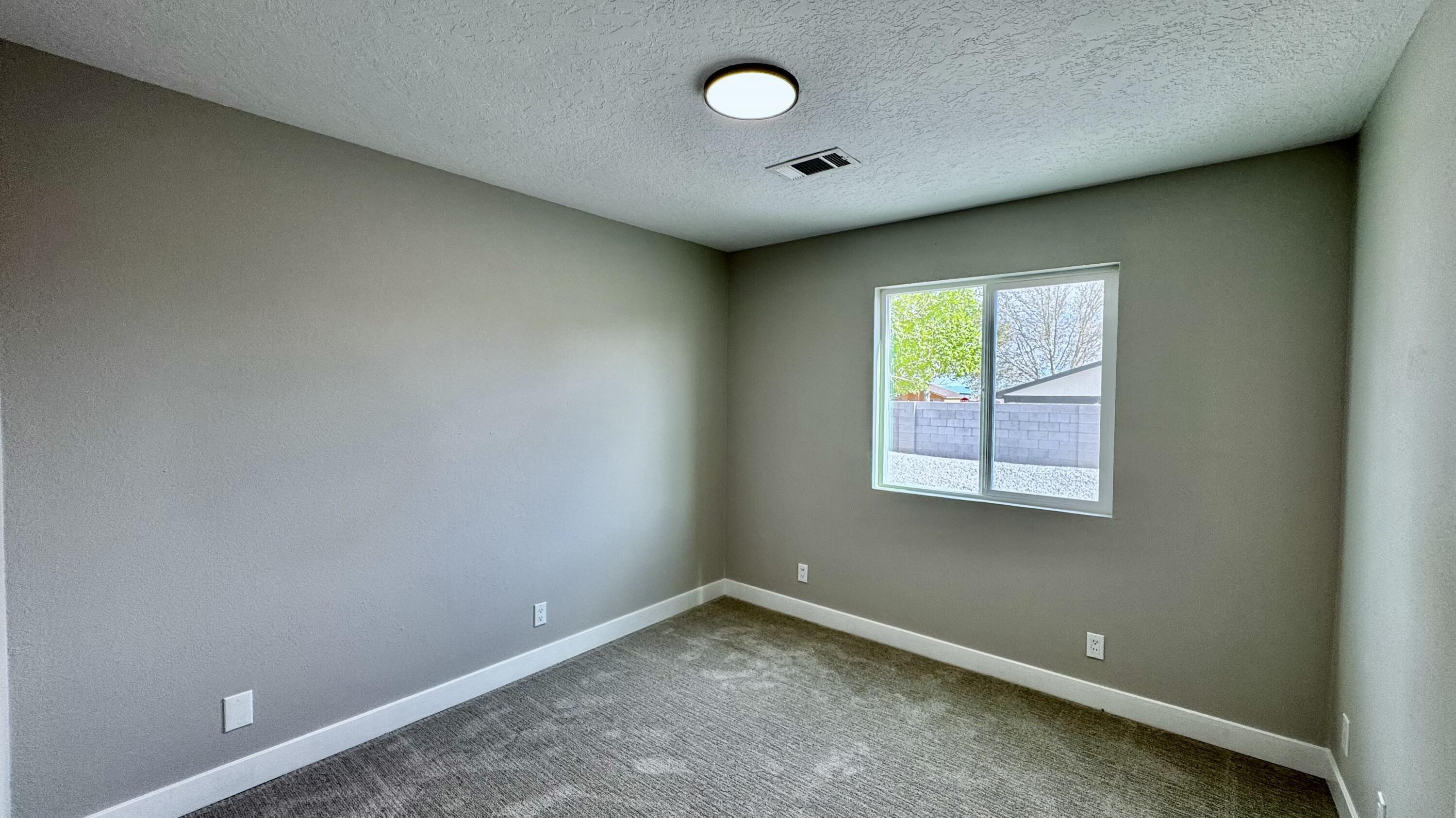 936 Perry Meadows Drive NE