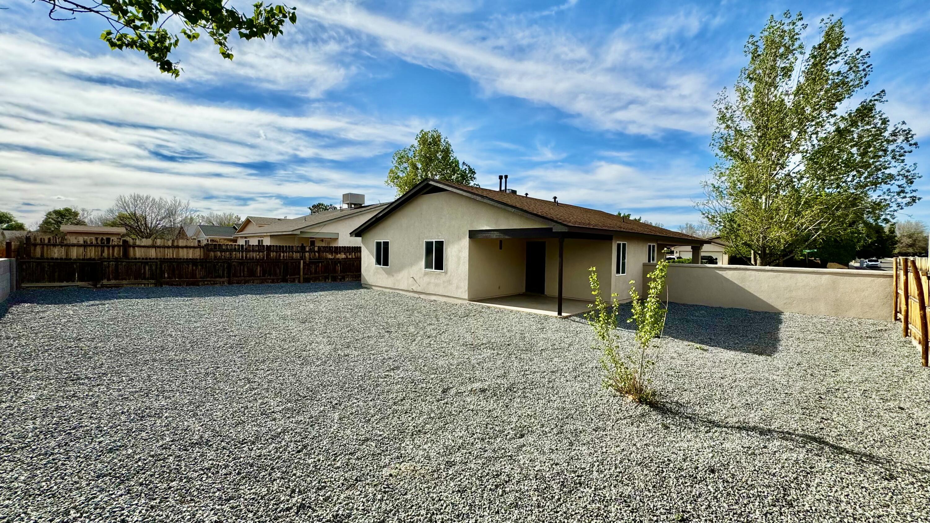 936 Perry Meadows Drive NE