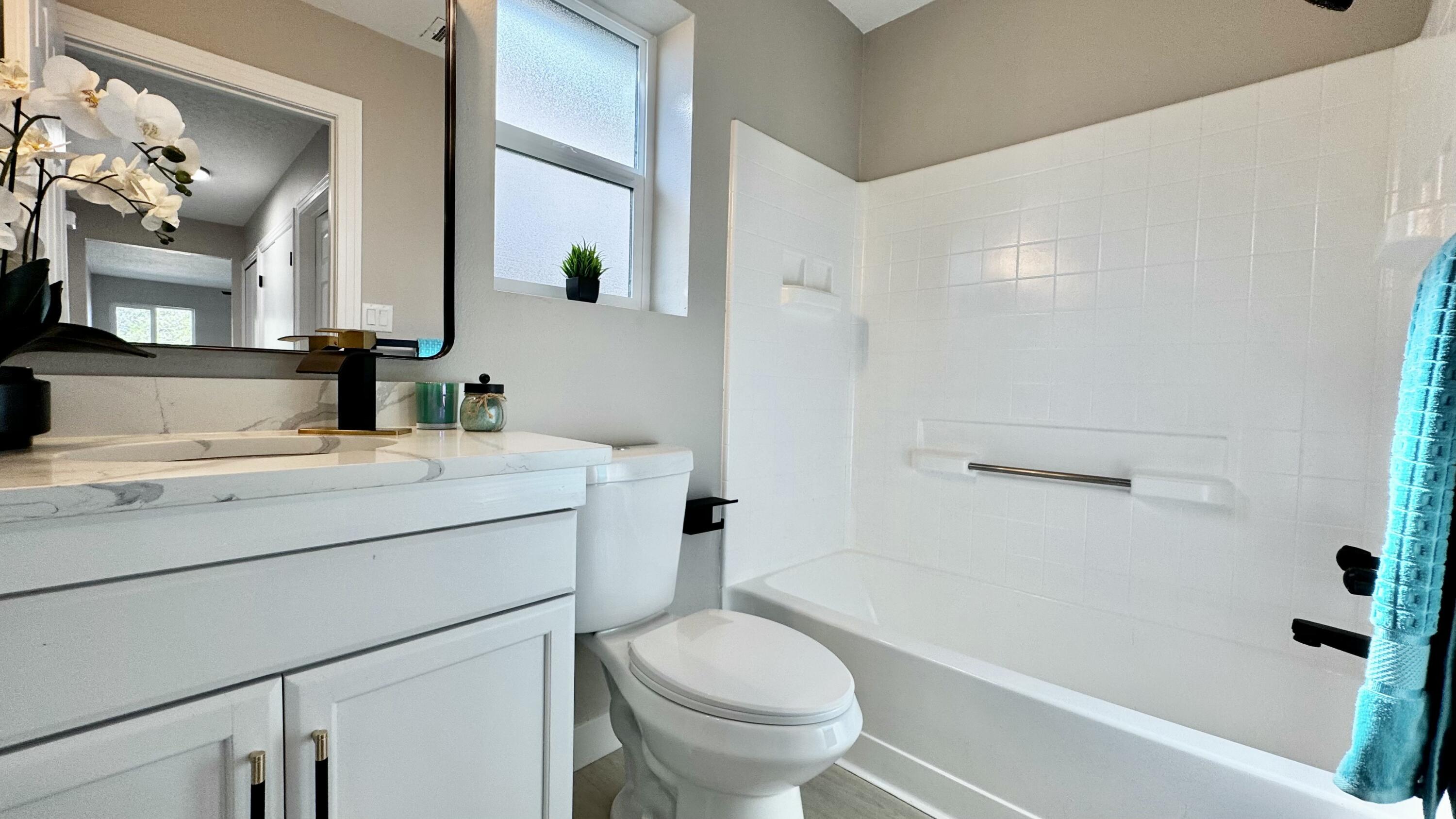 936 Perry Meadows Drive NE