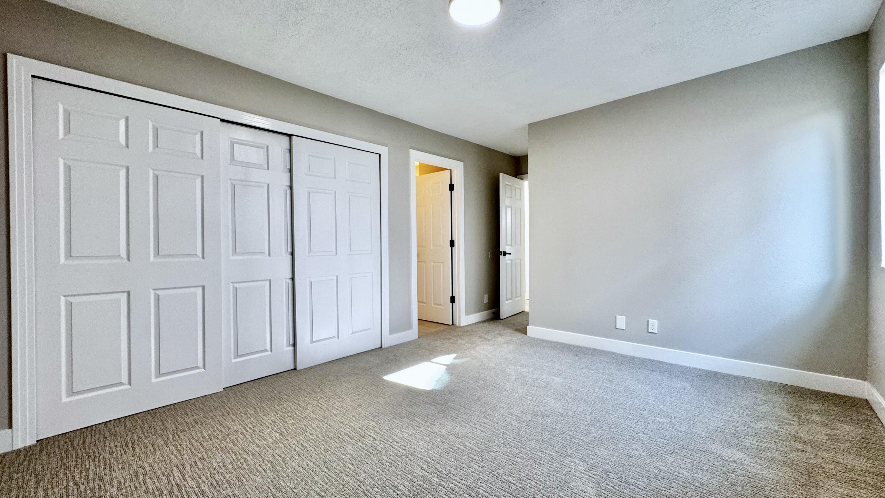 936 Perry Meadows Drive NE