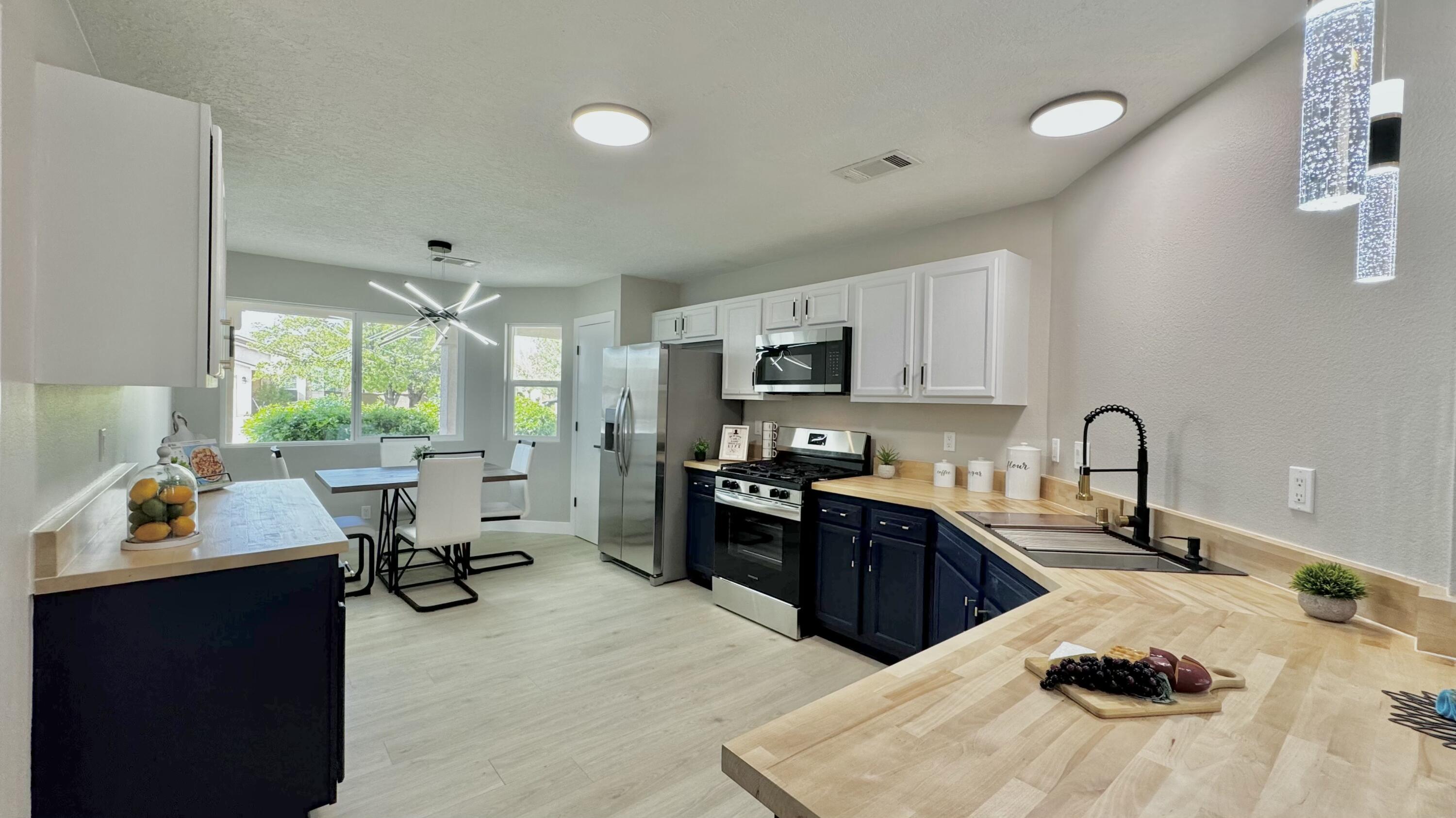 936 Perry Meadows Drive NE