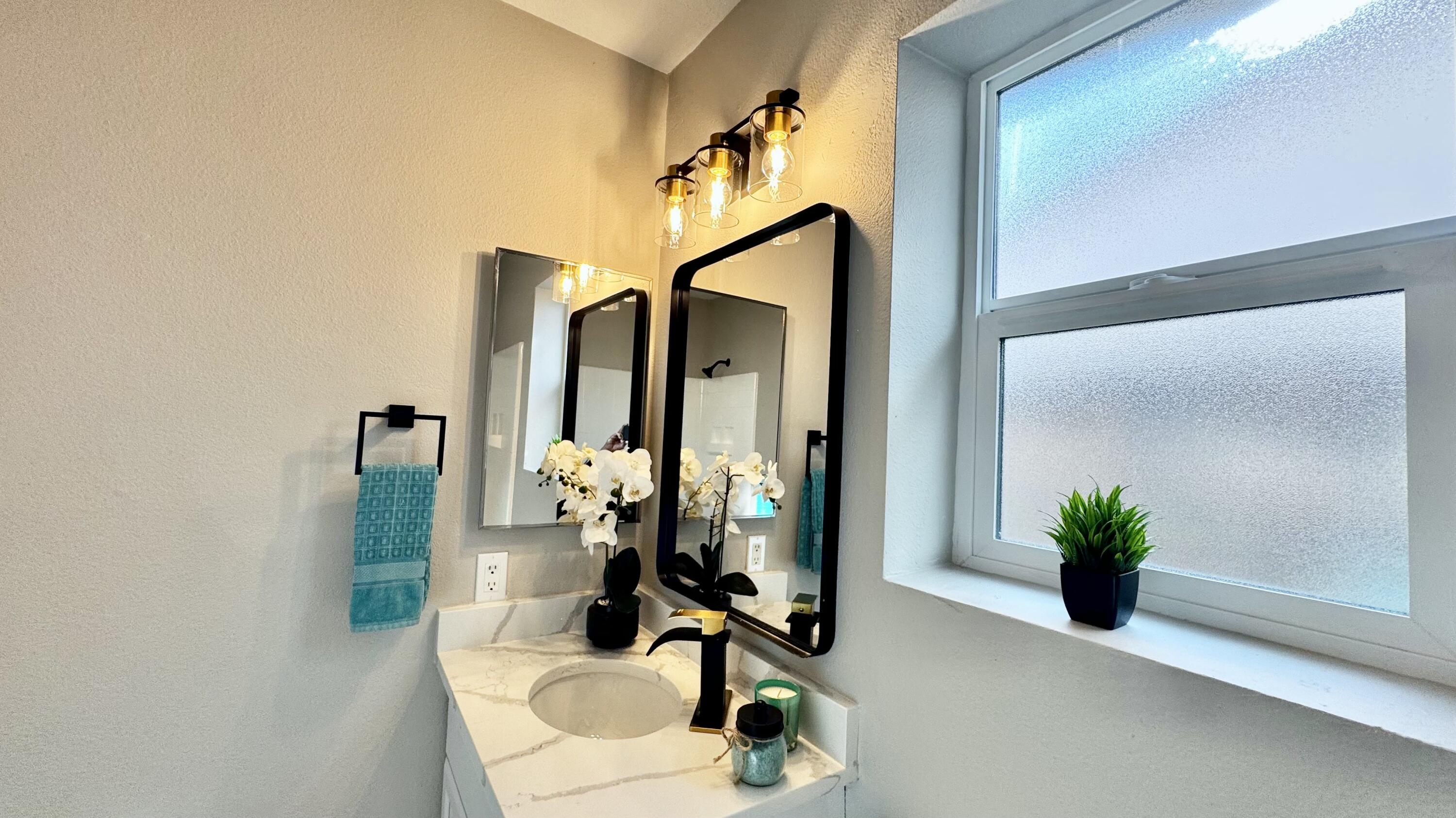 936 Perry Meadows Drive NE