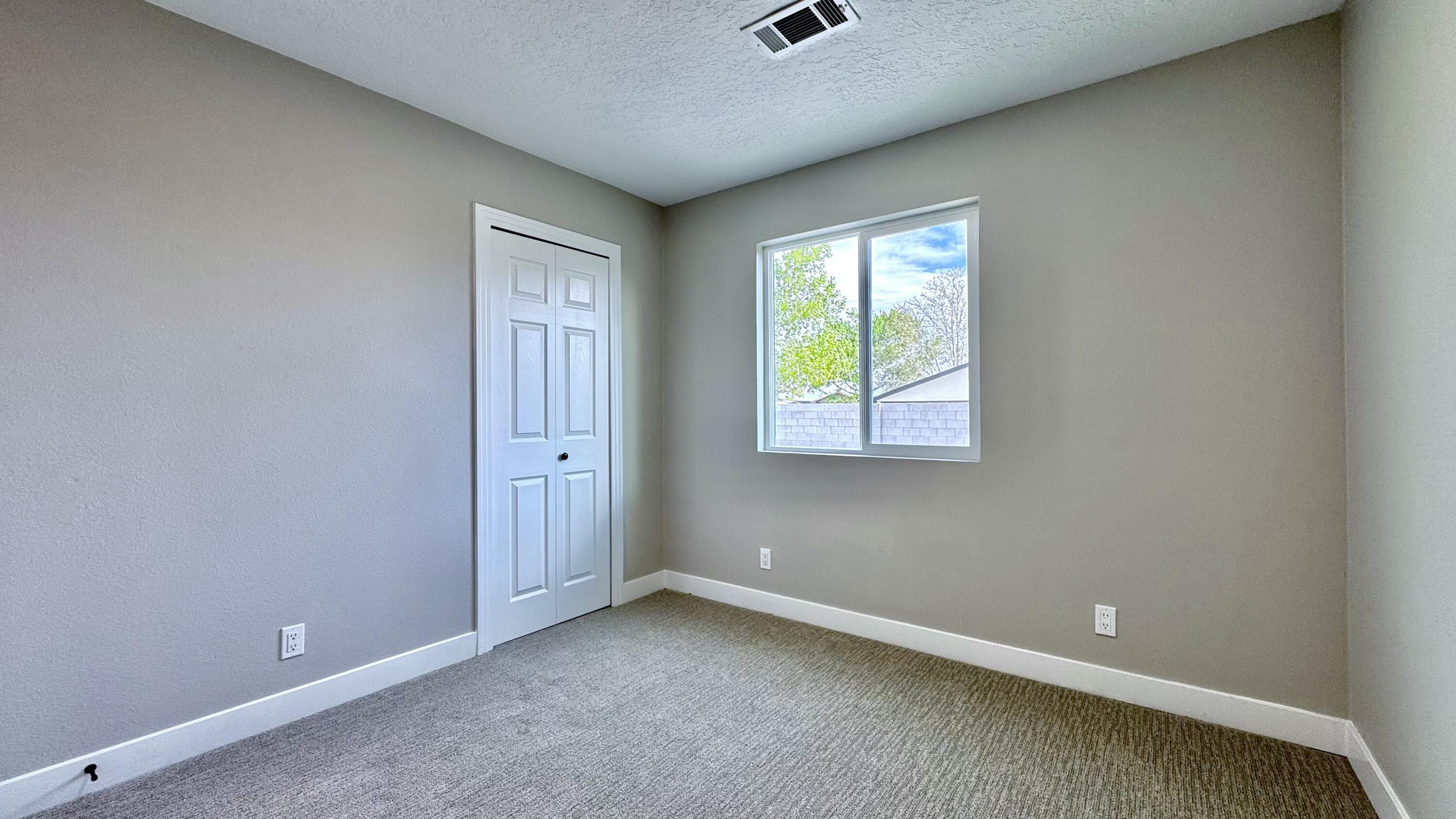 936 Perry Meadows Drive NE