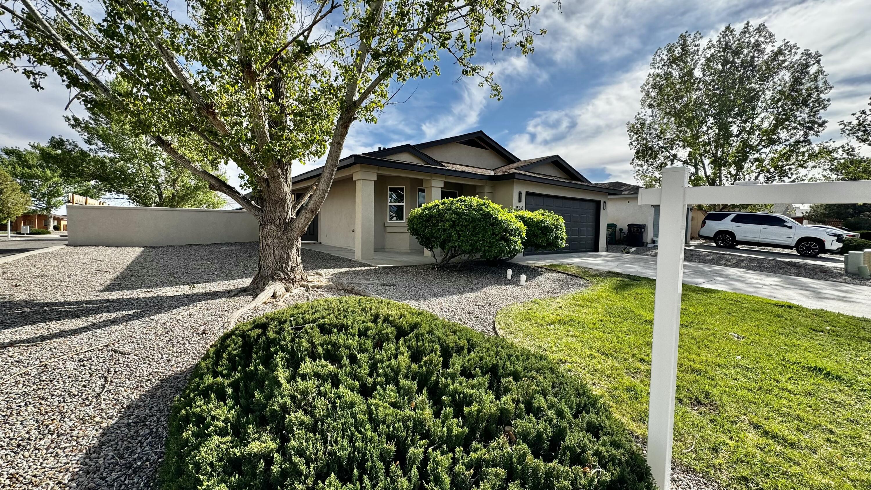 936 Perry Meadows Drive NE