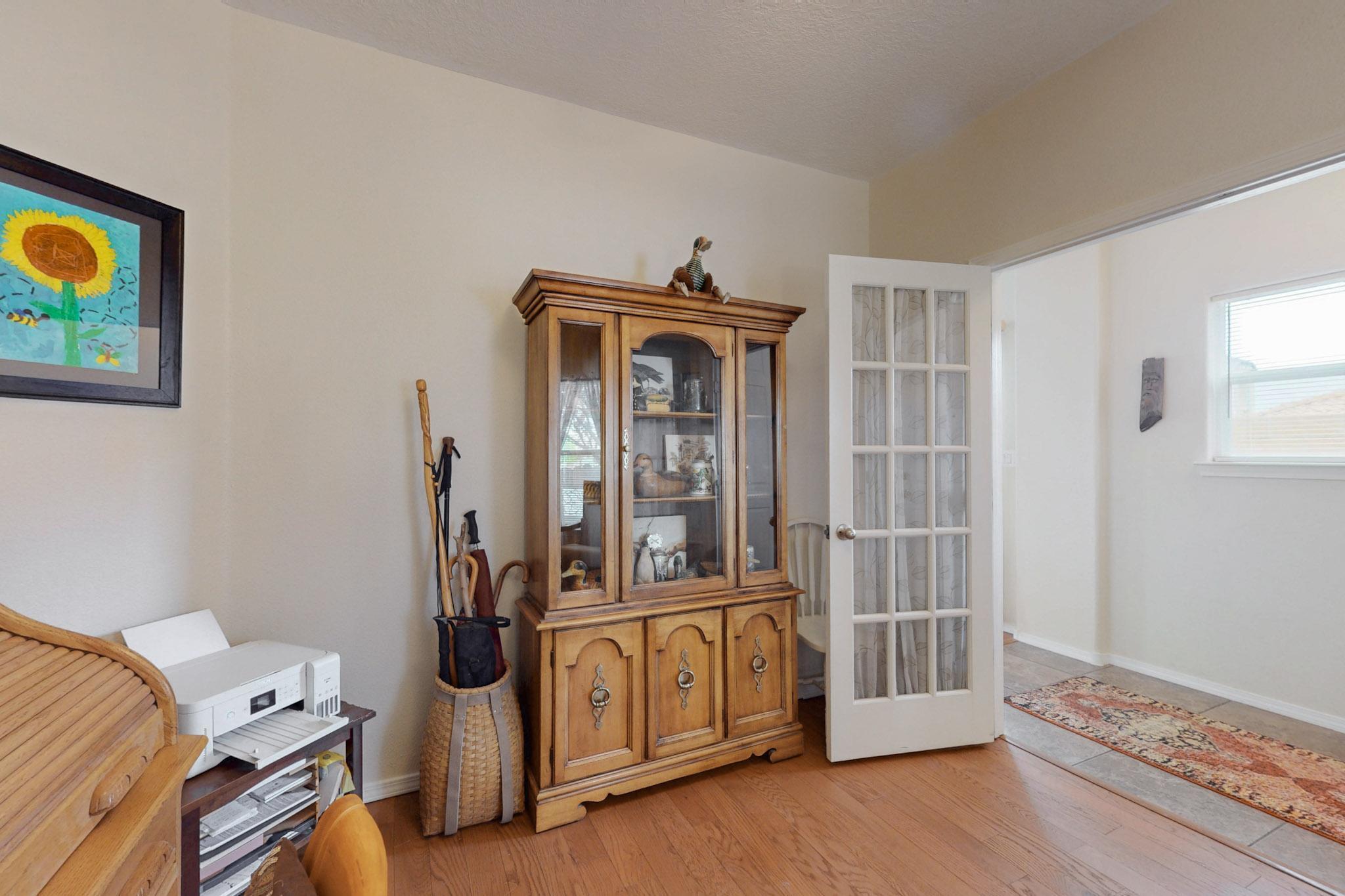 1037 CLEAR CREEK Court