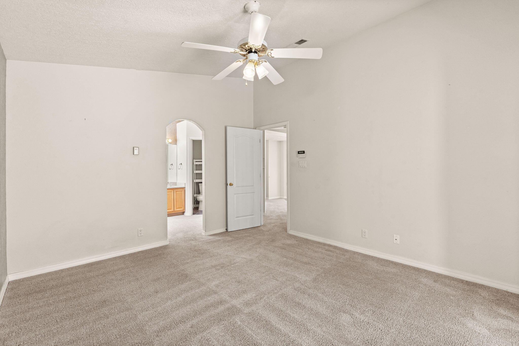 275 CHAPARRAL Loop SE