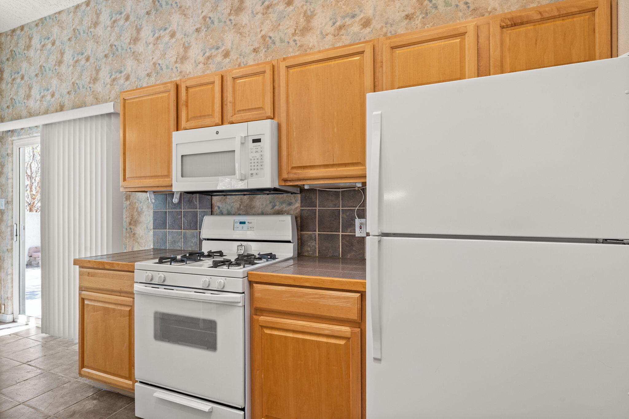 275 CHAPARRAL Loop SE