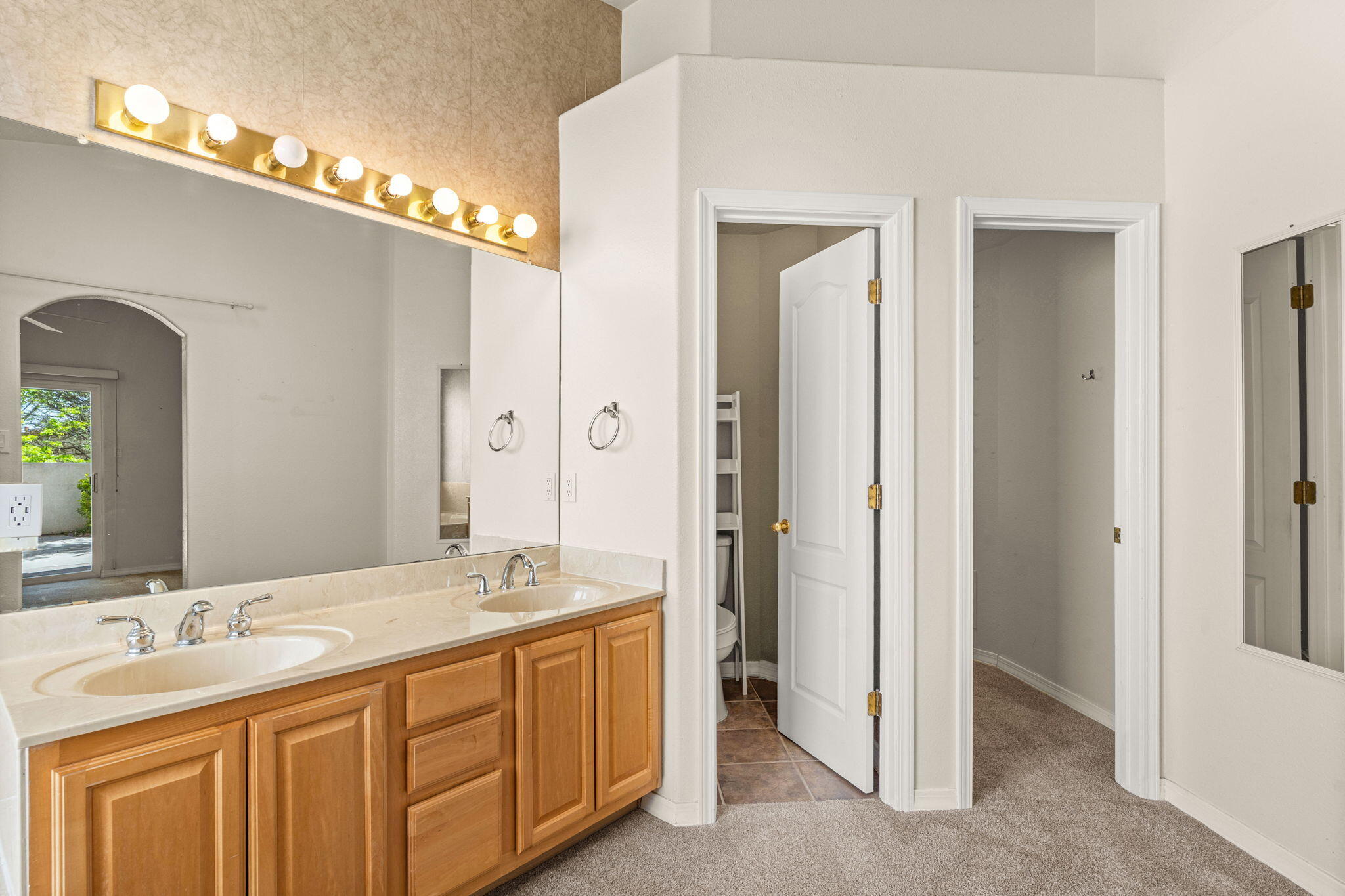 275 CHAPARRAL Loop SE