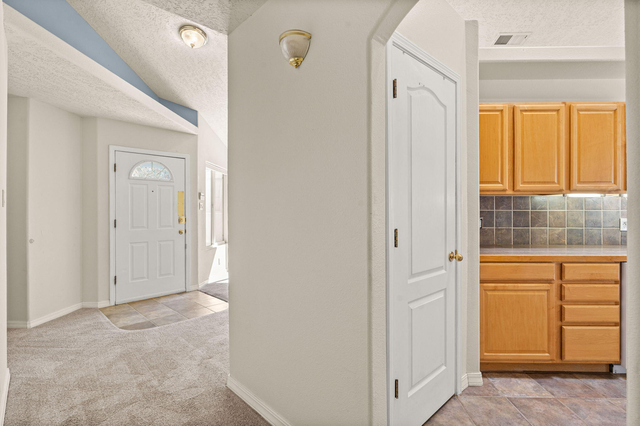 275 CHAPARRAL Loop SE