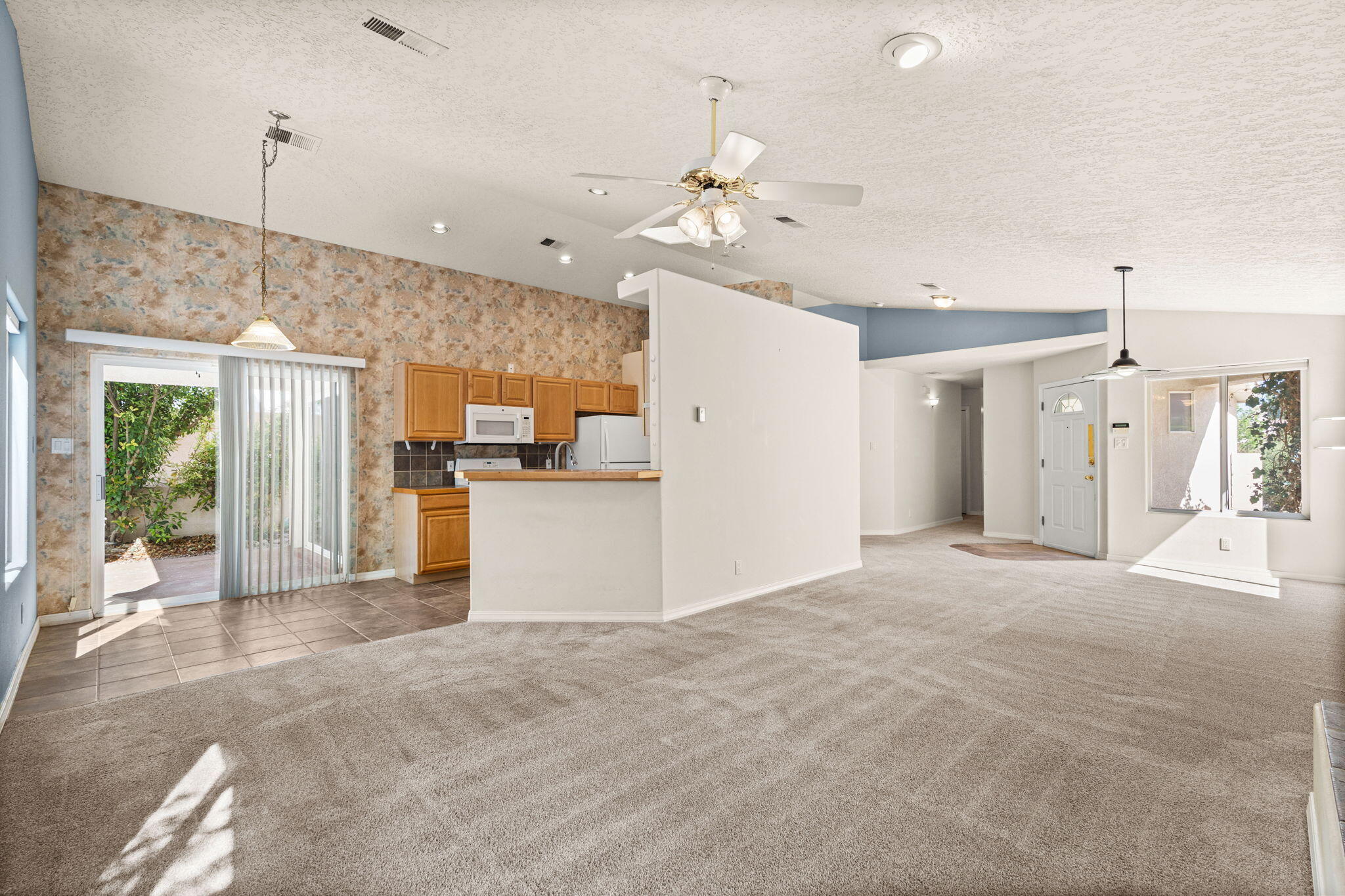 275 CHAPARRAL Loop SE