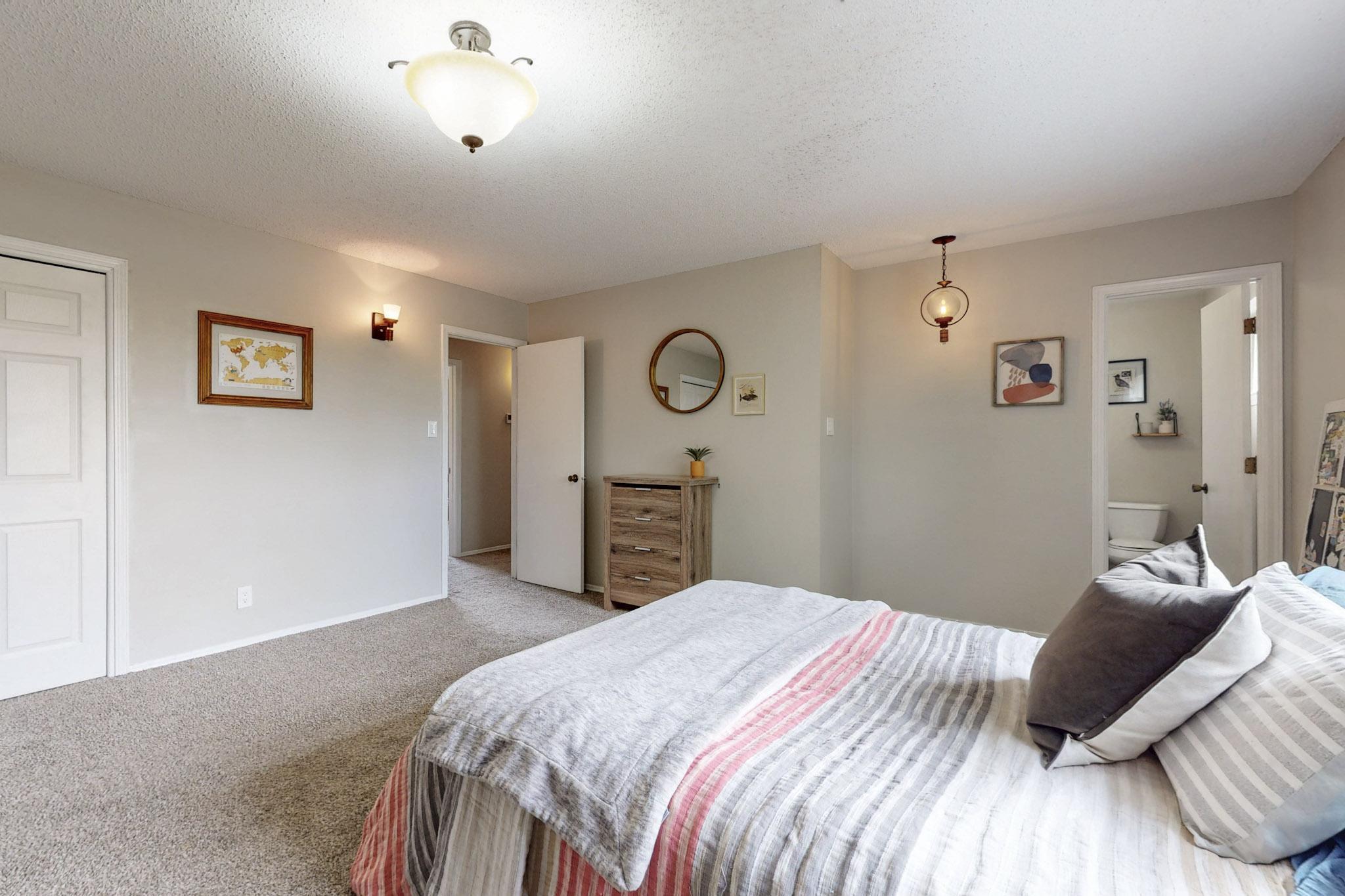 7113 Oralee Street NE