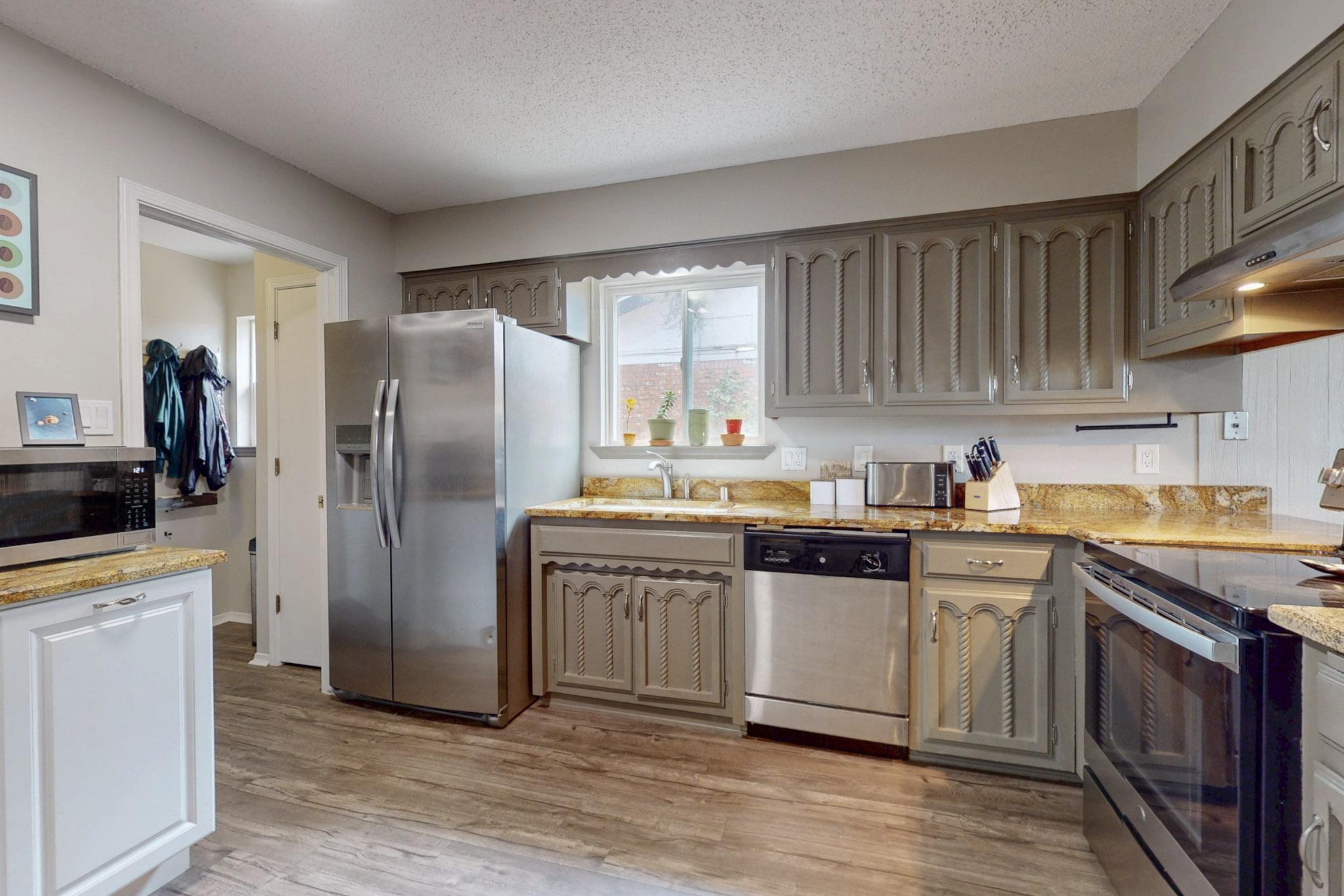 7113 Oralee Street NE