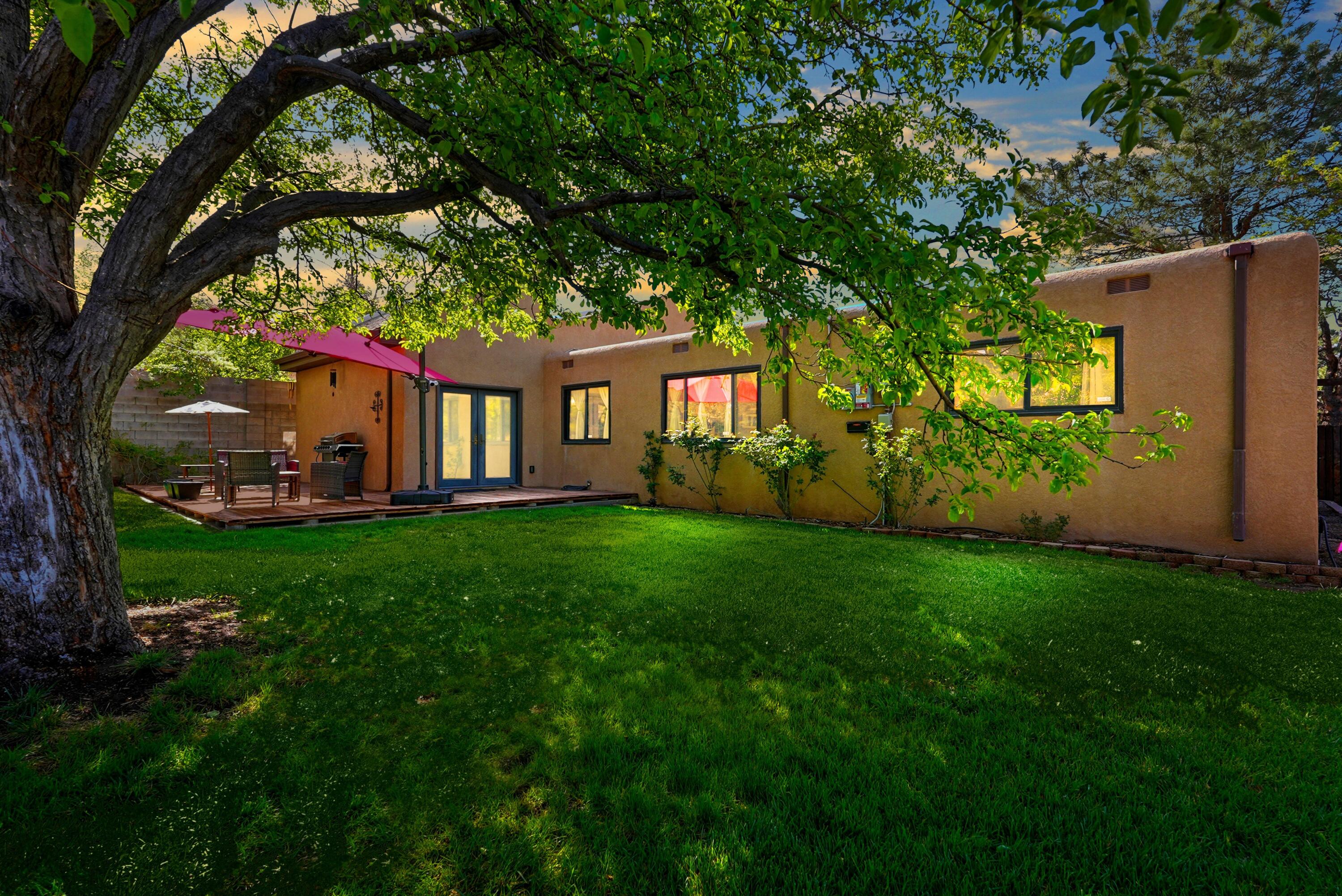 14117 LA CUEVA Avenue NE