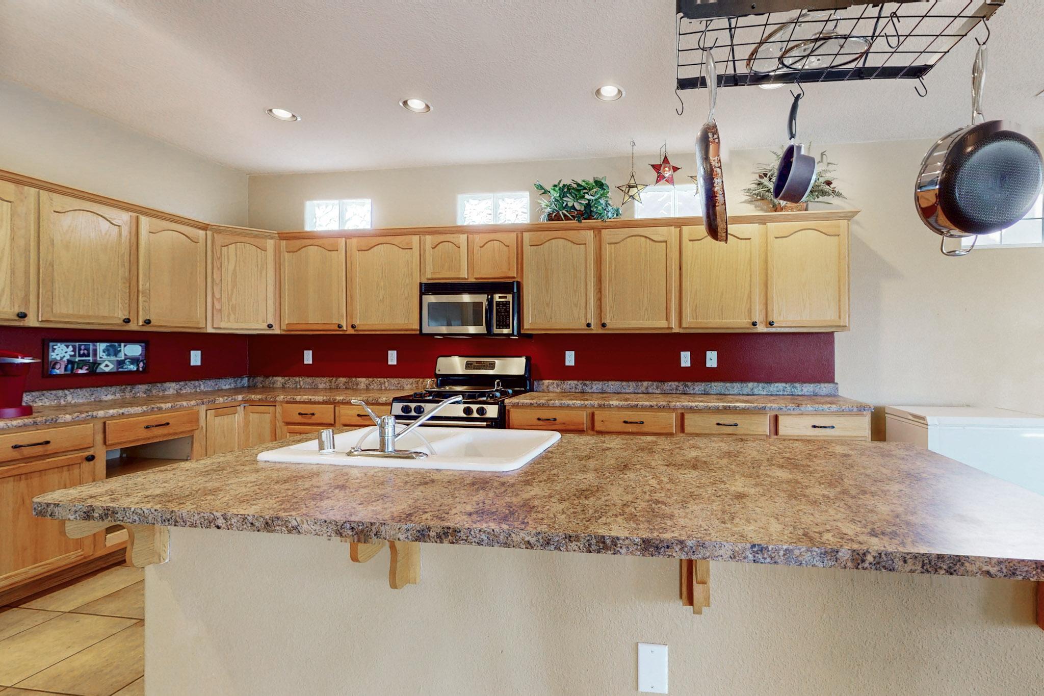 9904 BRUNSWICK Place NW