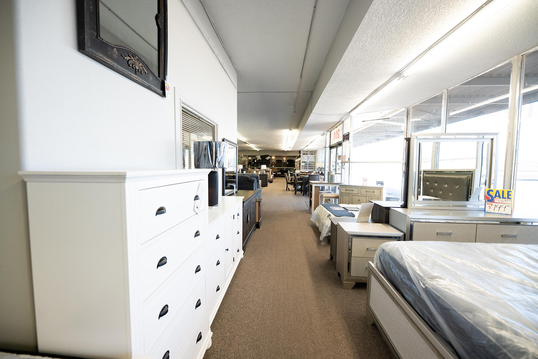 200 E Santa Fe Avenue