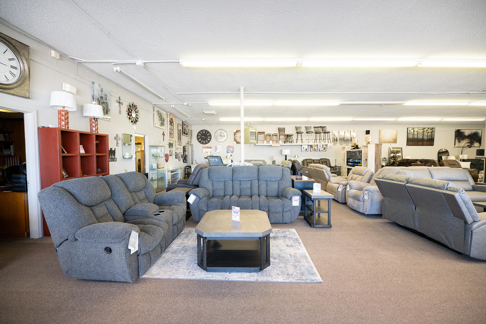 200 E Santa Fe Avenue