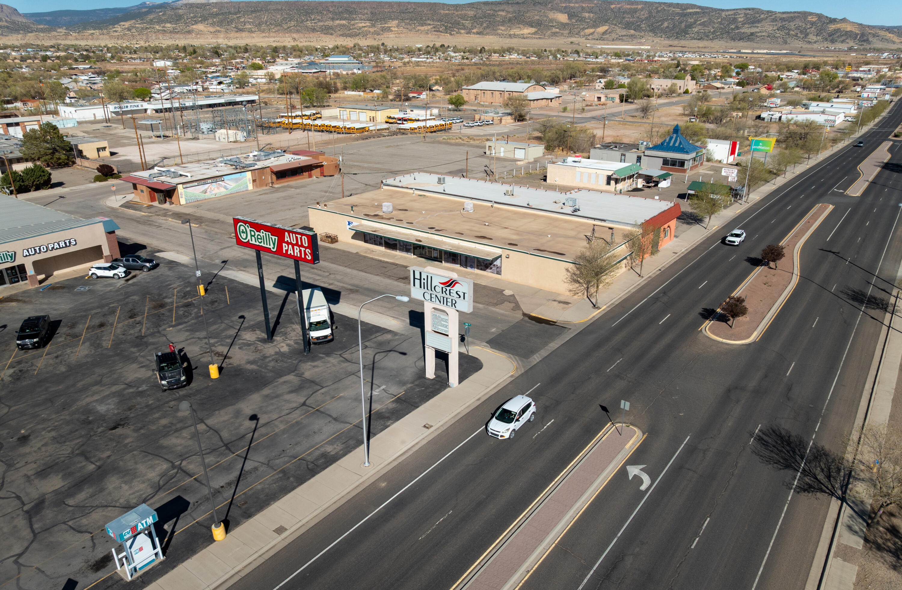 200 E Santa Fe Avenue