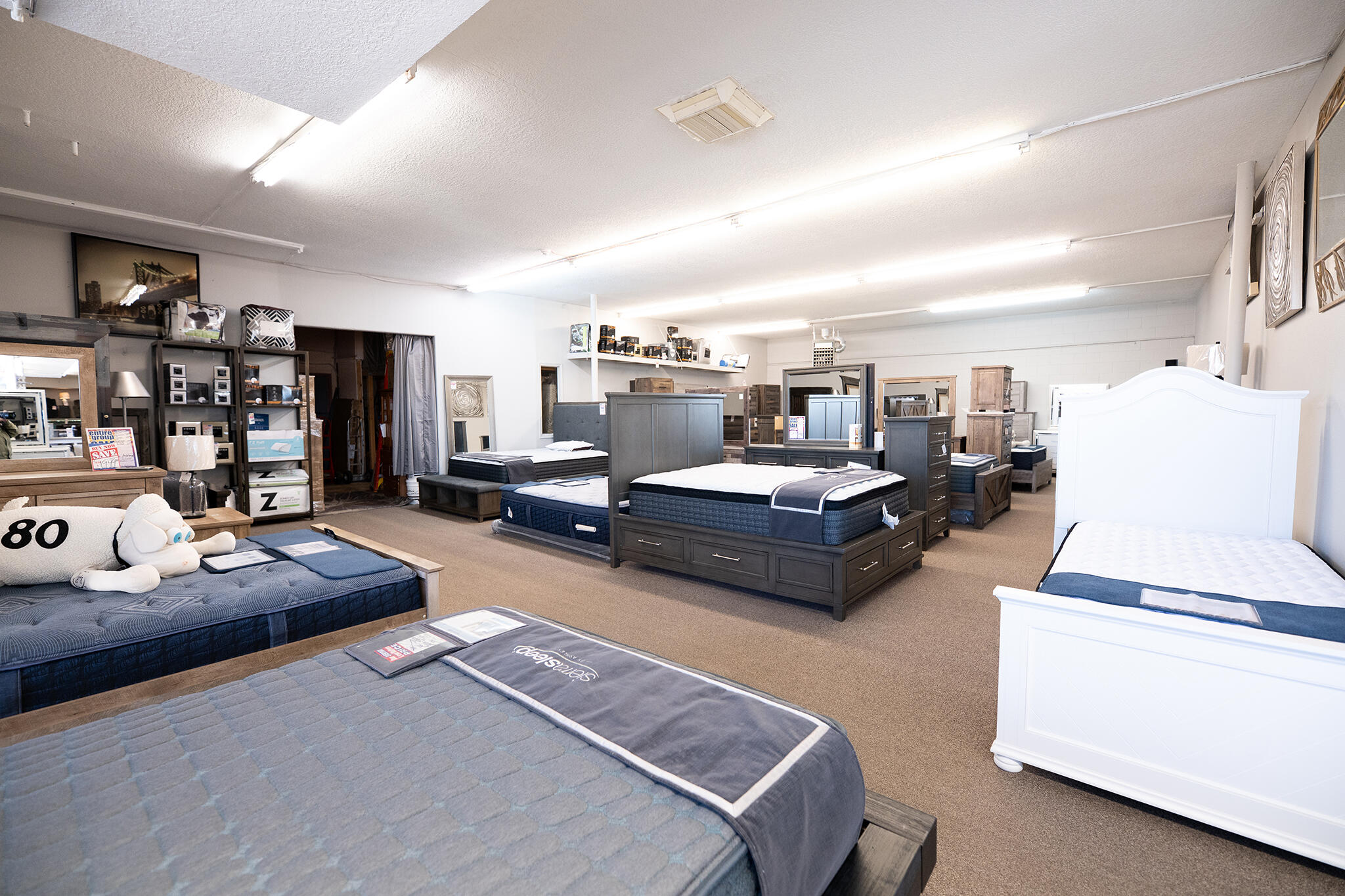 200 E Santa Fe Avenue