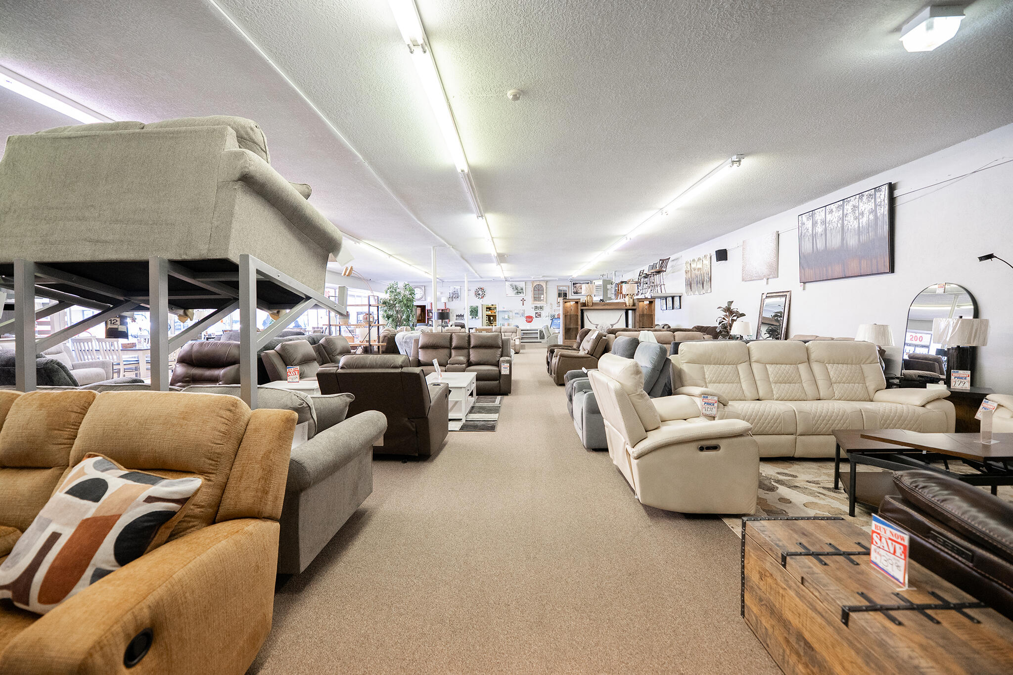 200 E Santa Fe Avenue