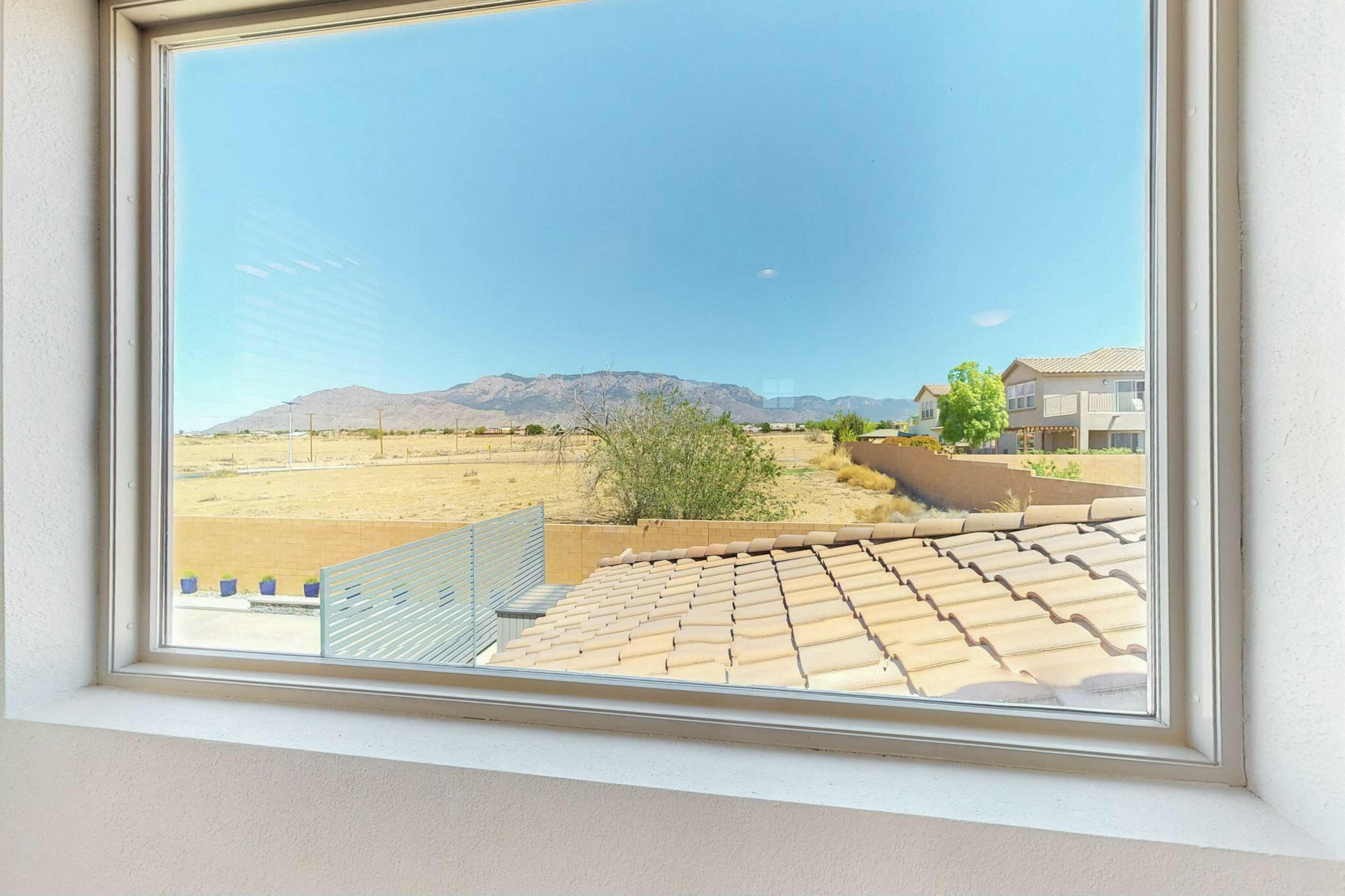 9112 LANSDOWNE Place NE