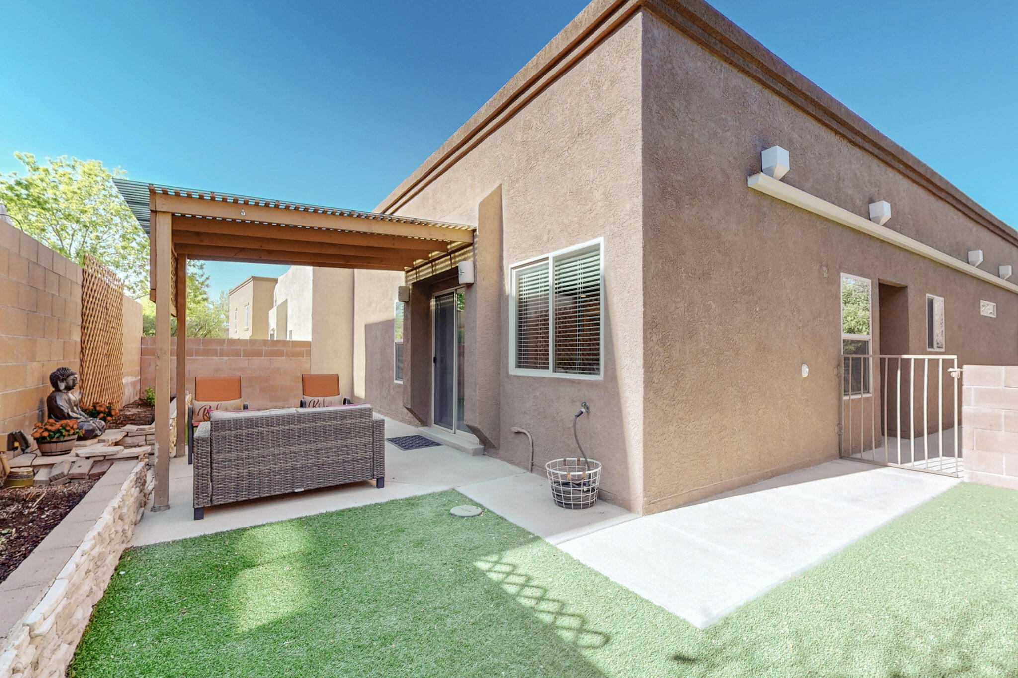 2242 CORTINA Loop SE