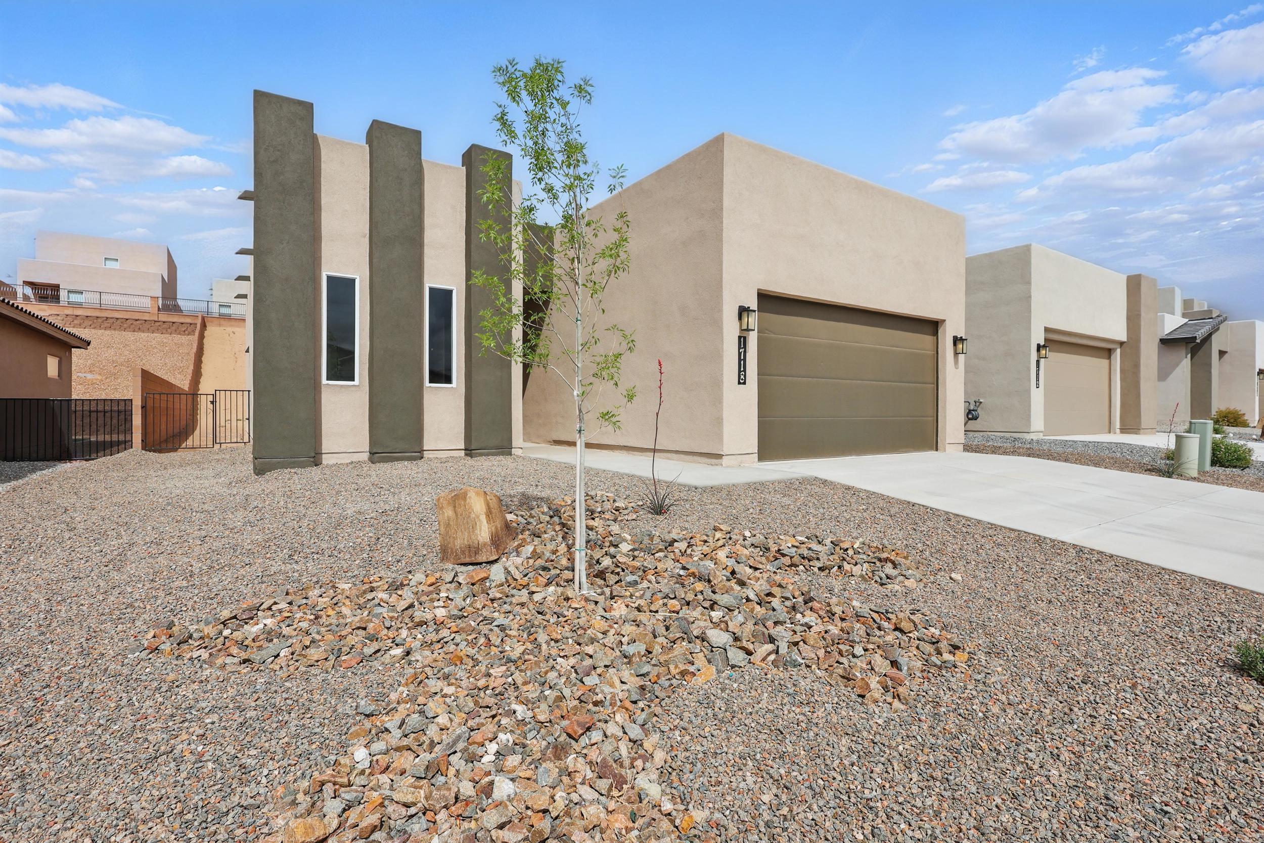 1718 TESORO Loop NW