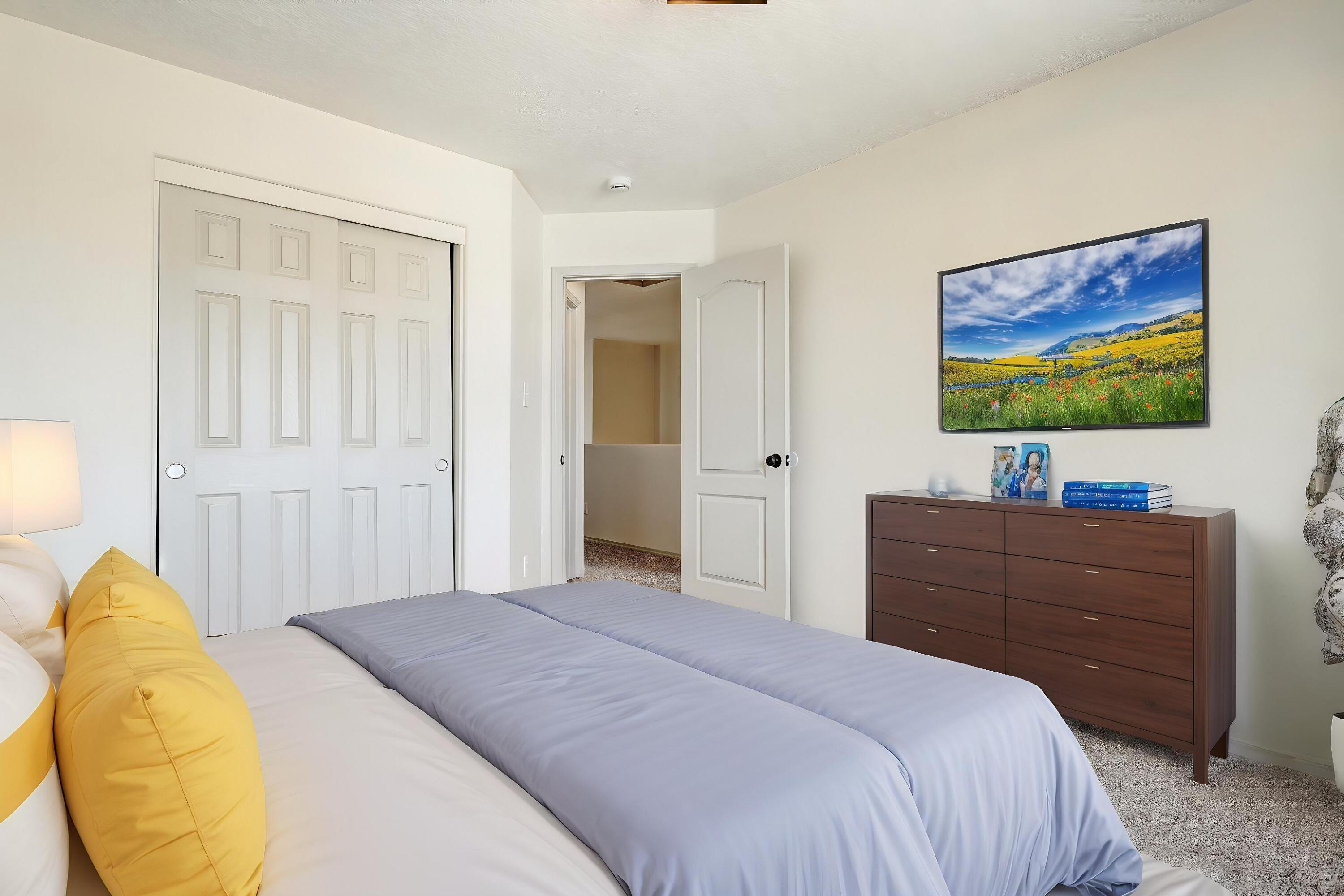 2600 BLUE SKY Street SW