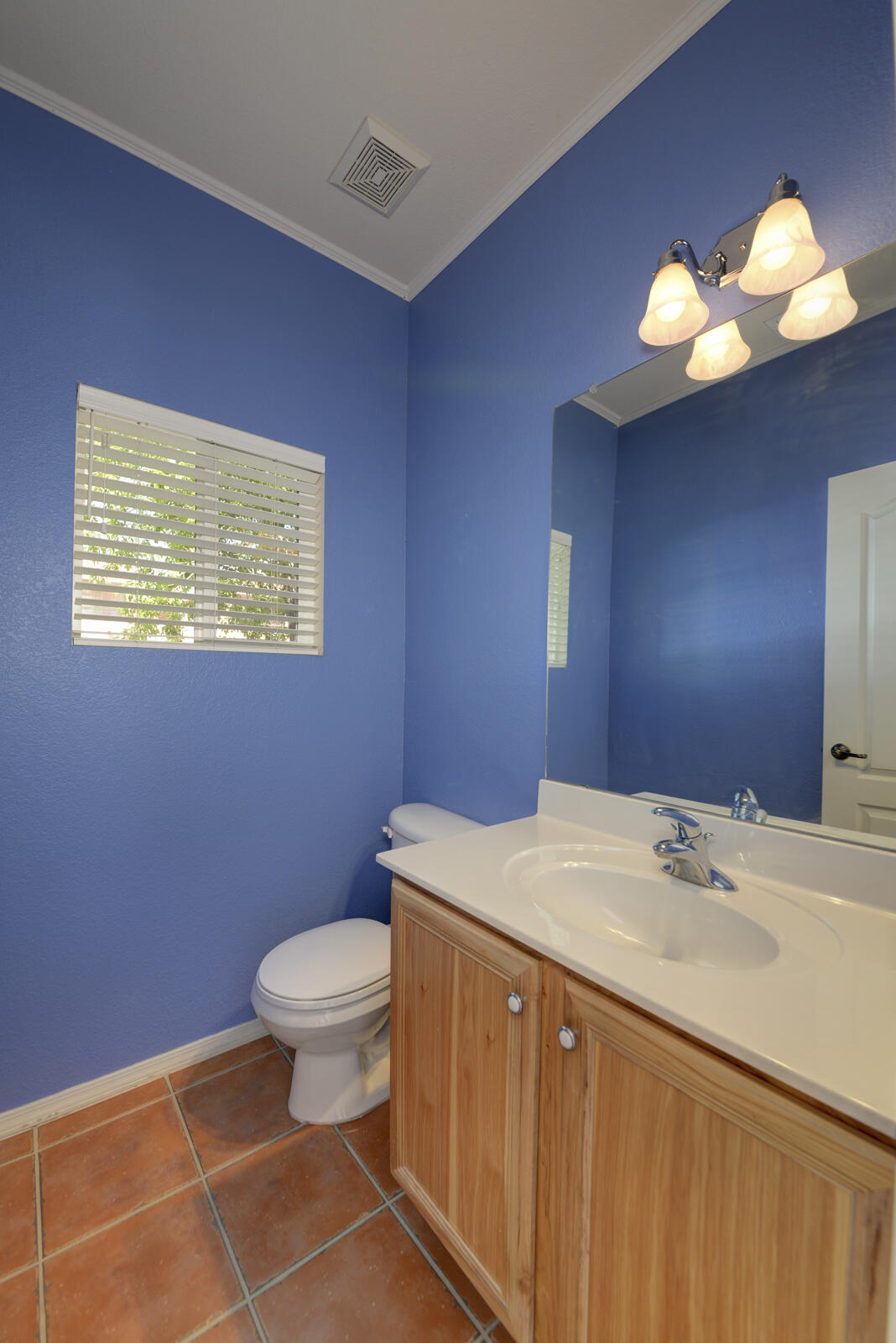 10900 HANALEI Avenue NE