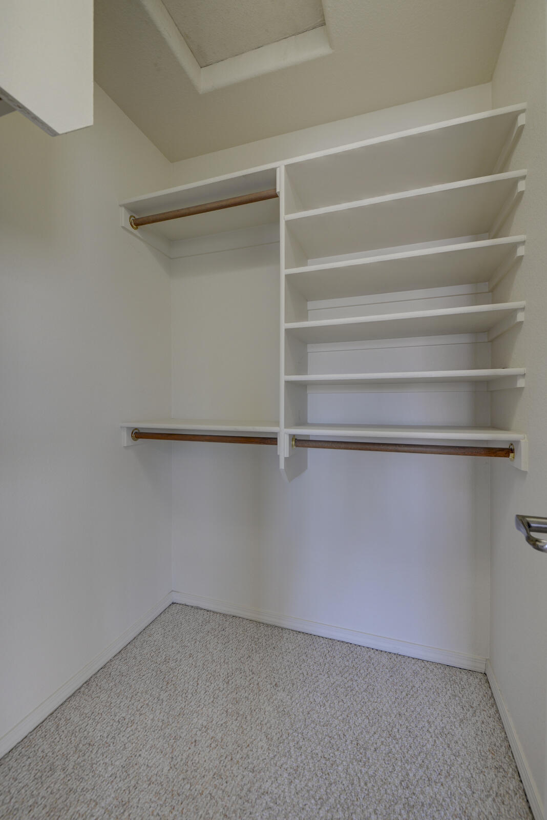 10900 HANALEI Avenue NE