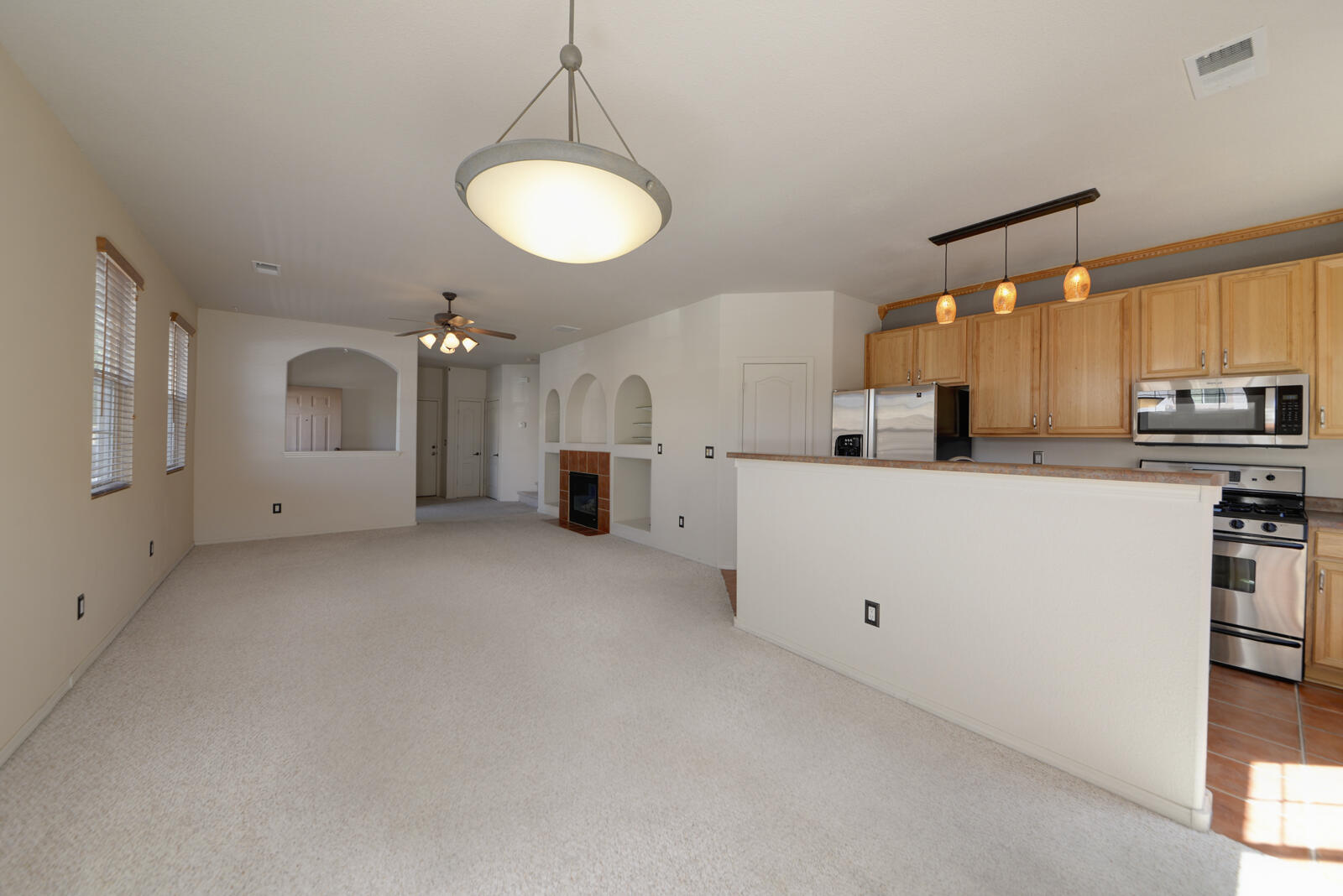 10900 HANALEI Avenue NE