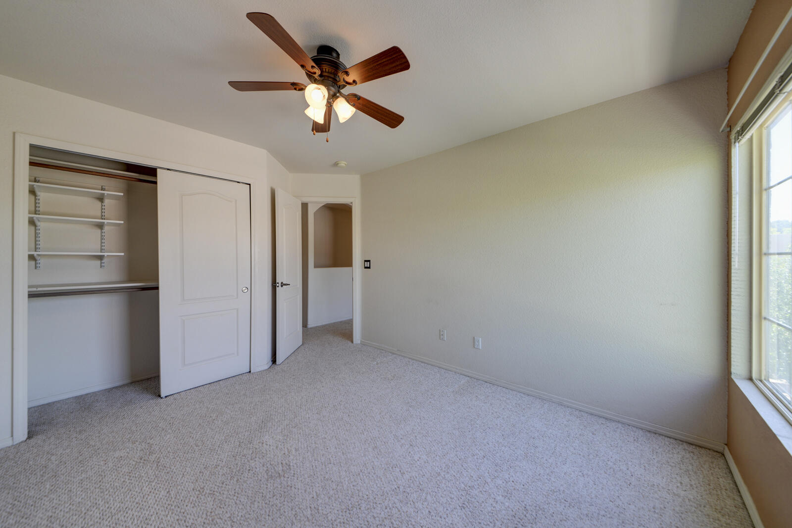 10900 HANALEI Avenue NE