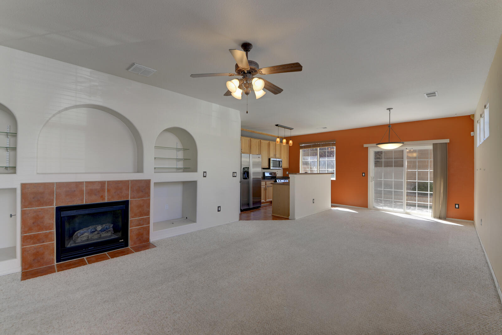 10900 HANALEI Avenue NE