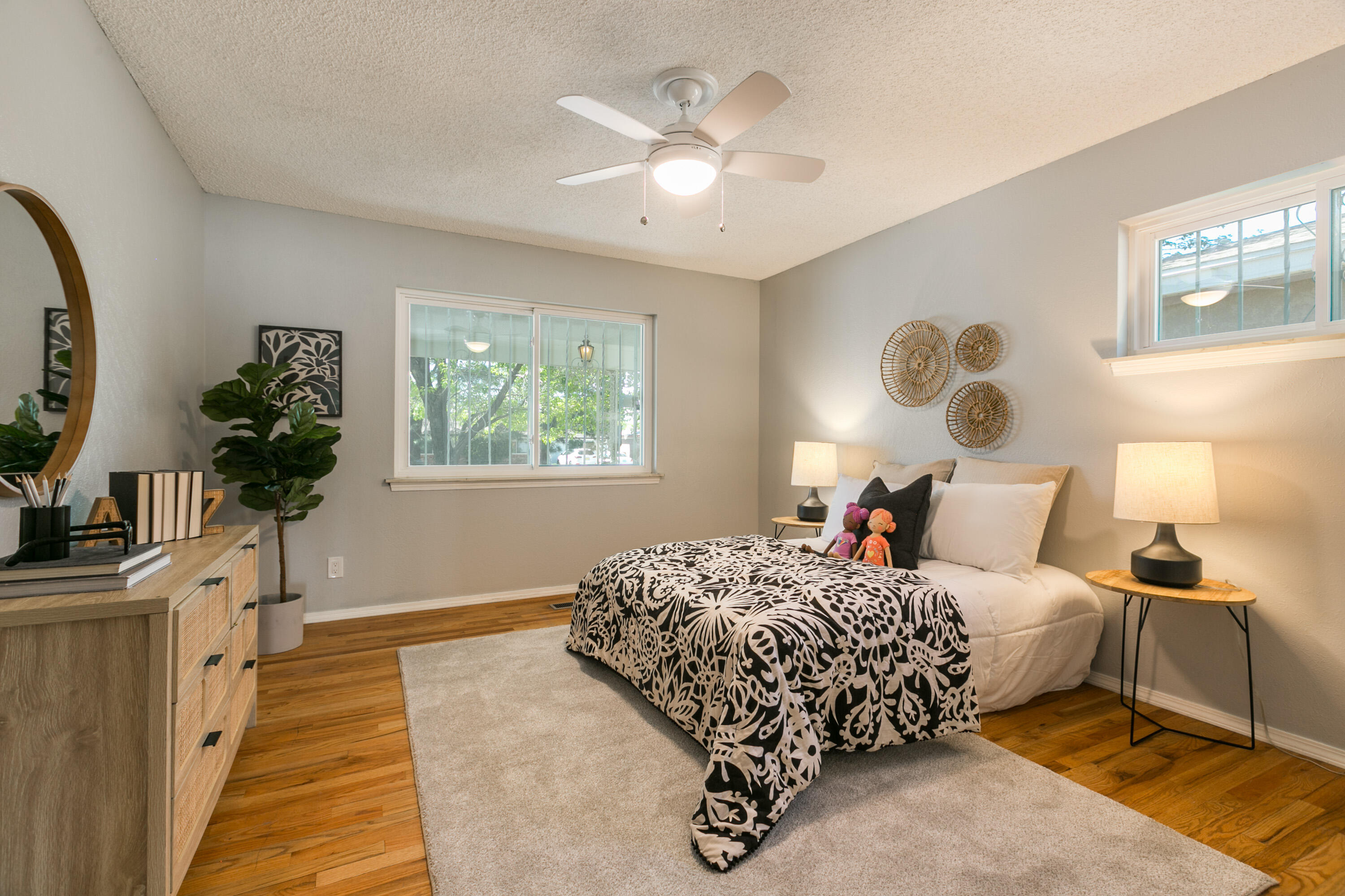 2908 INDIANA Street NE