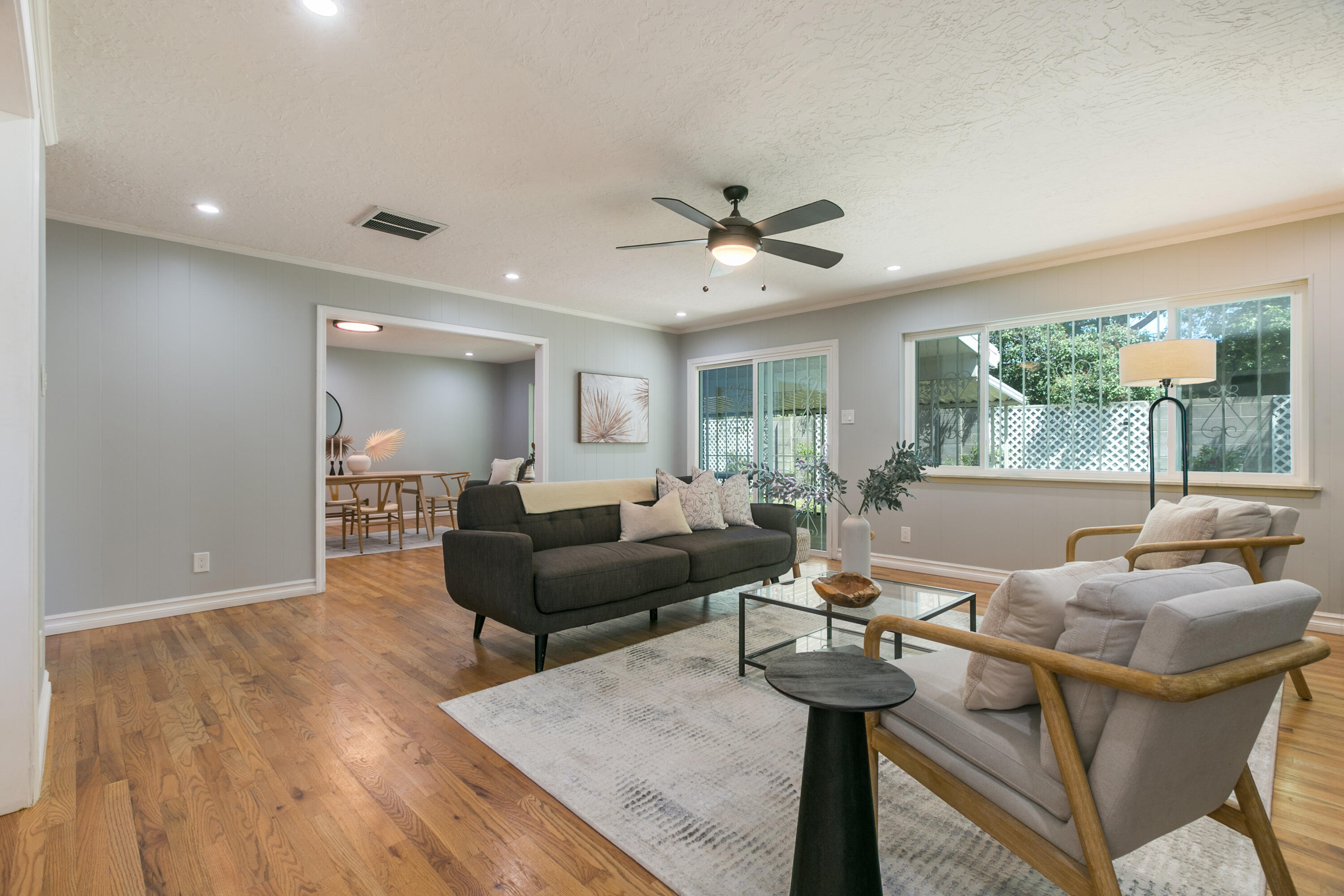 2908 INDIANA Street NE