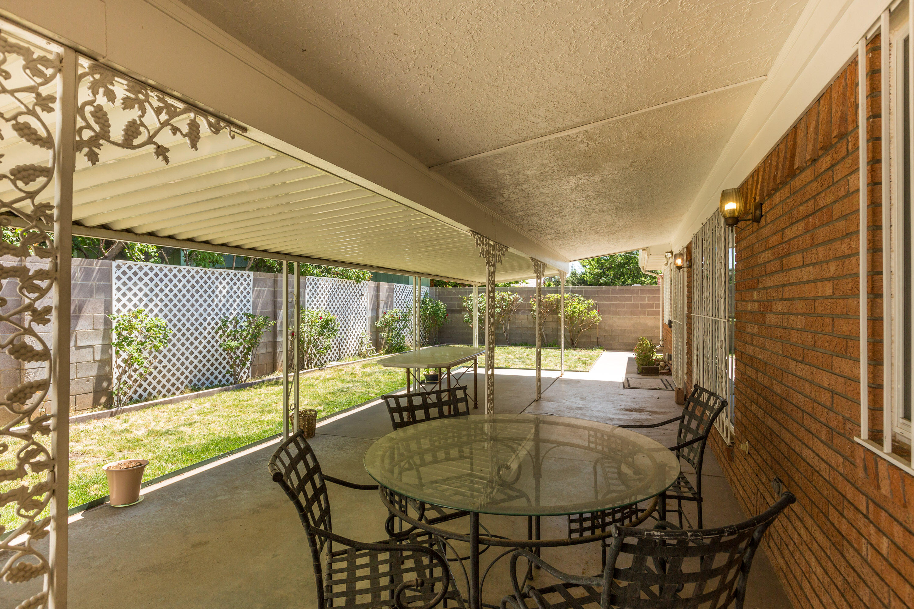 2908 INDIANA Street NE