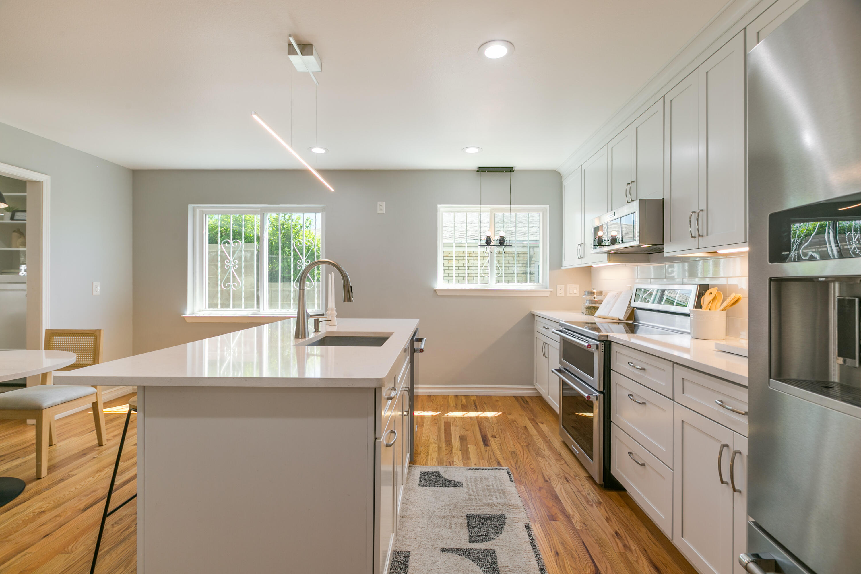 2908 INDIANA Street NE