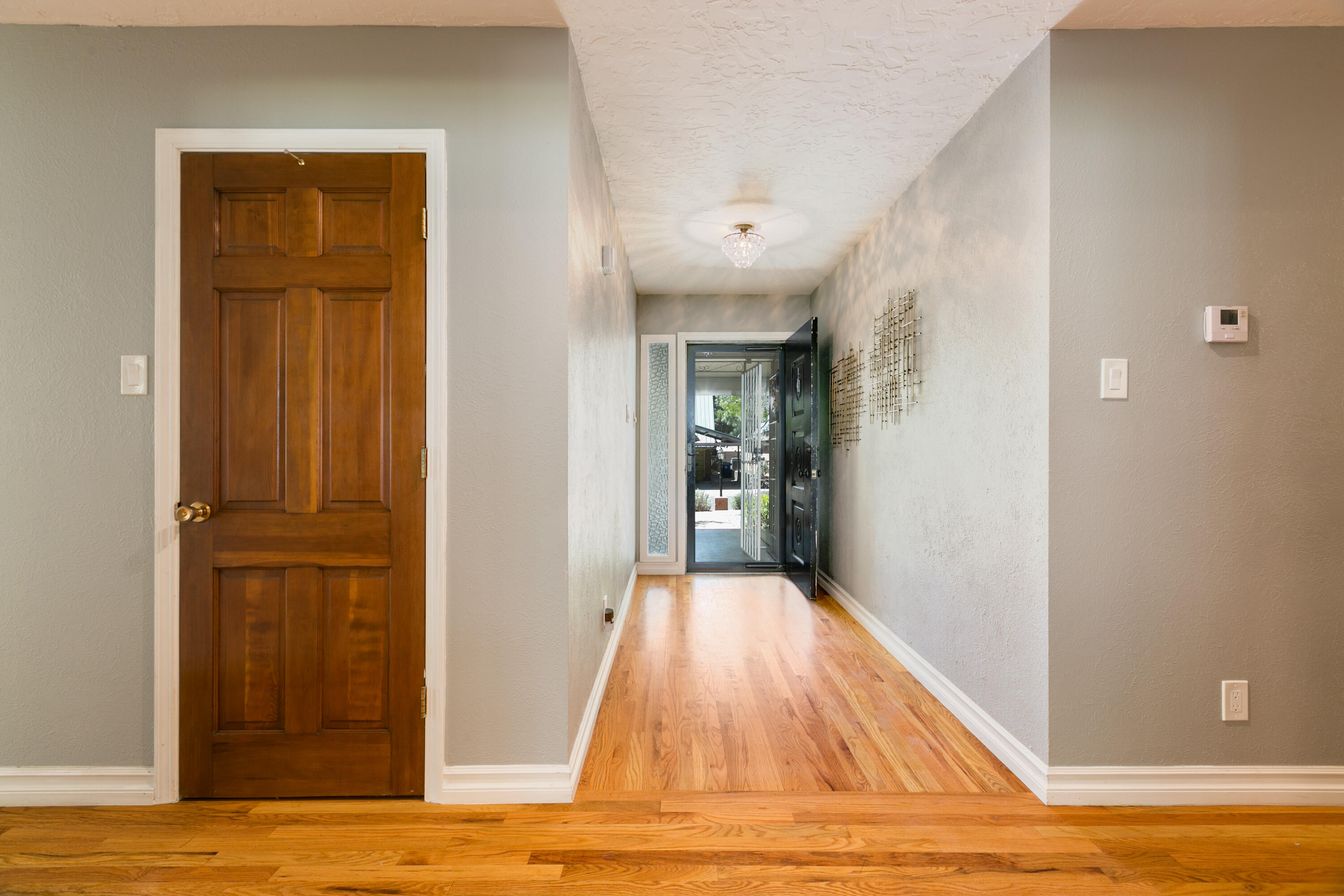 2908 INDIANA Street NE