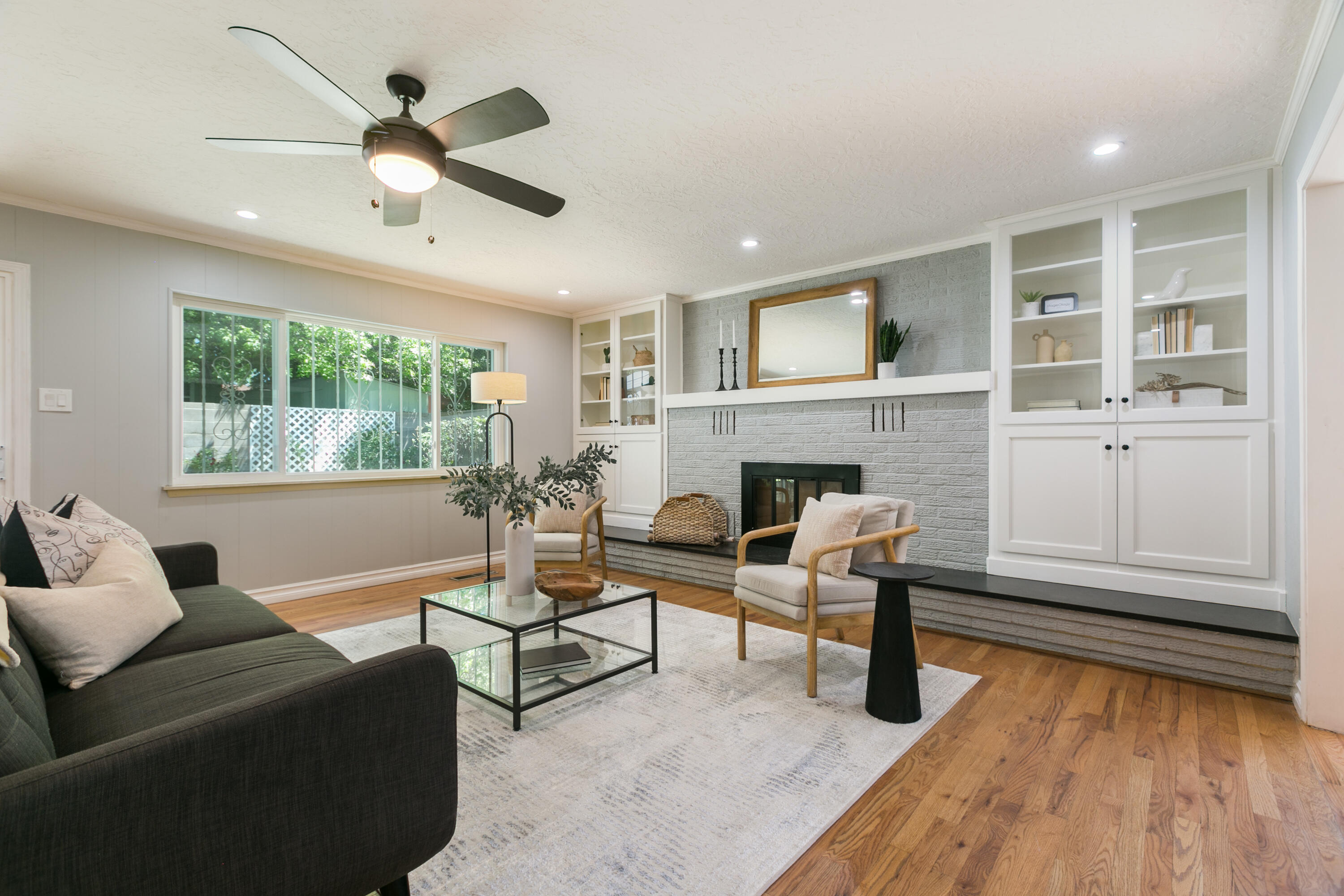 2908 INDIANA Street NE