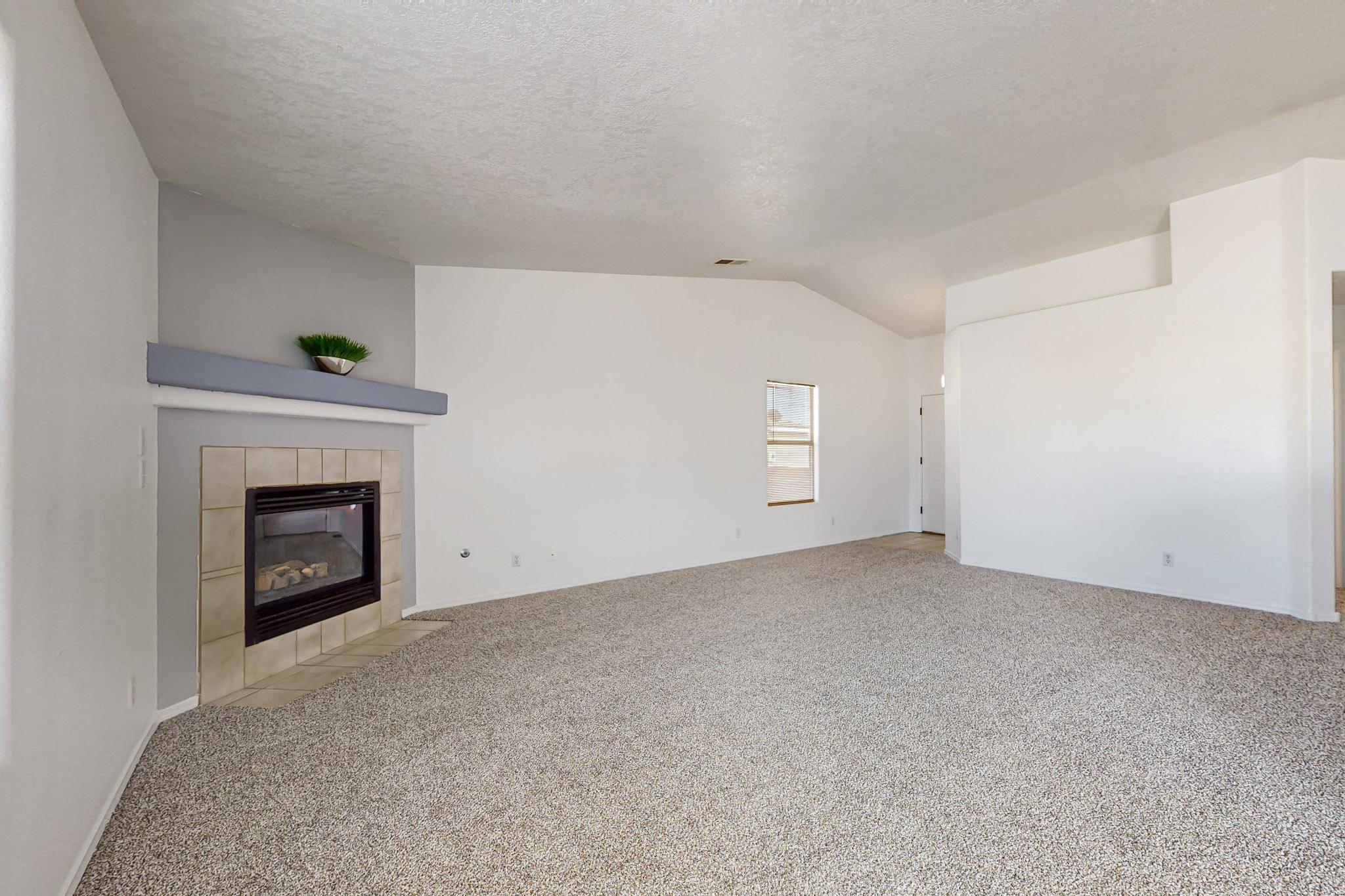 7105 HARTFORD HILLS Drive NE