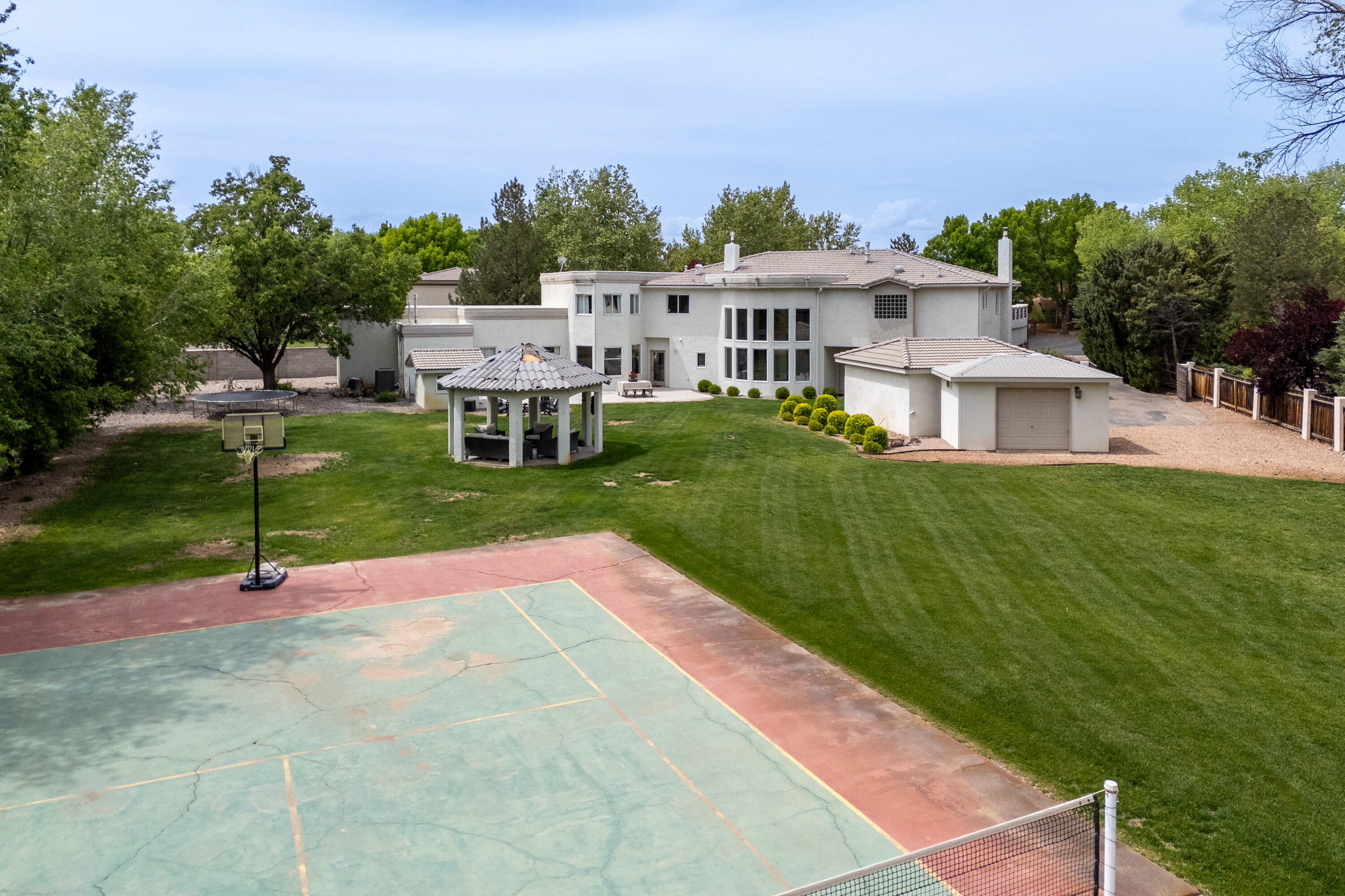 1418 BONITO SUENOS Court NW