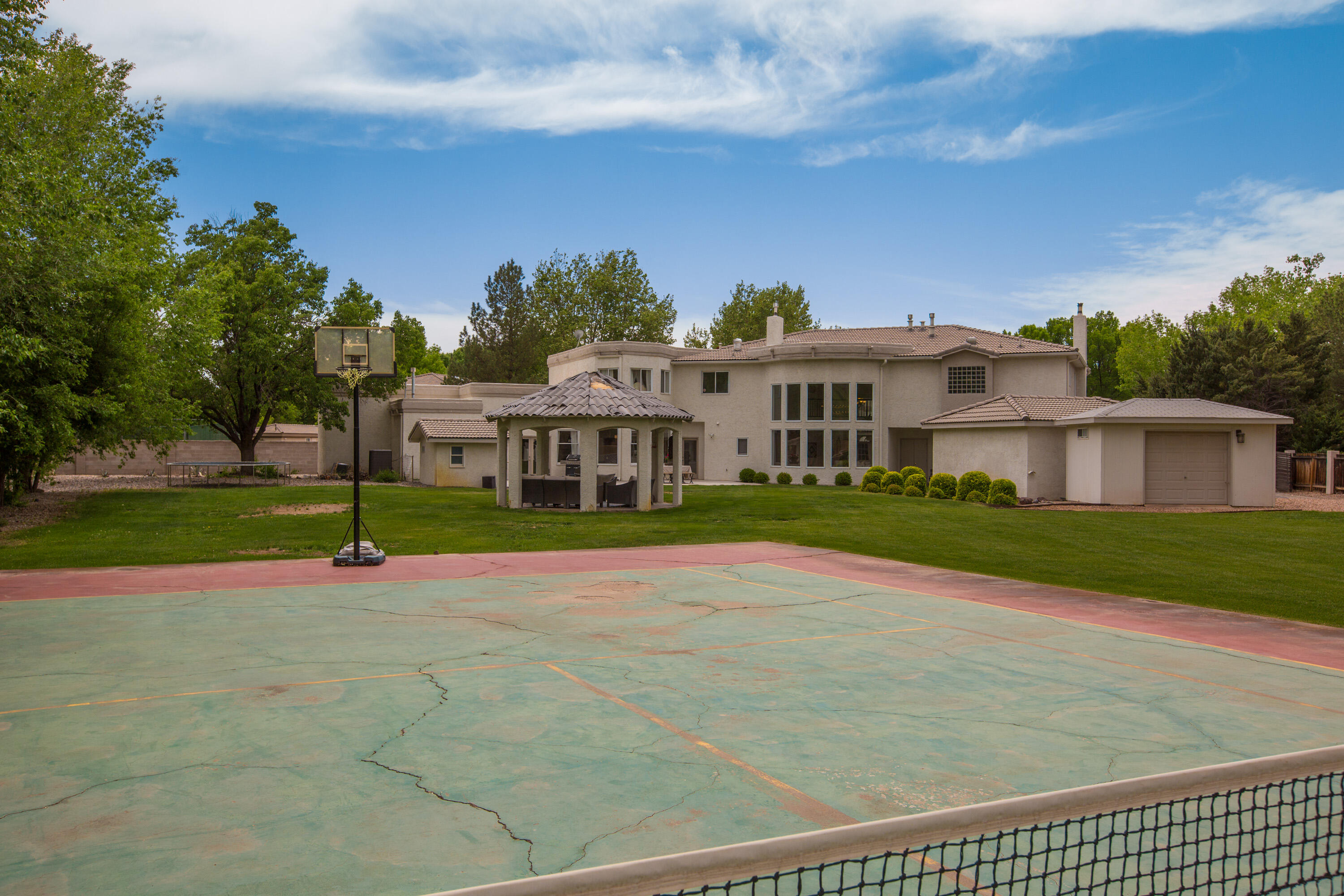 1418 BONITO SUENOS Court NW