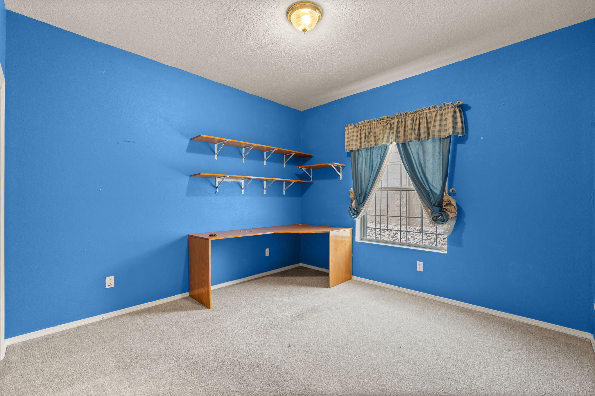 2105 GILA RIVER Road NE